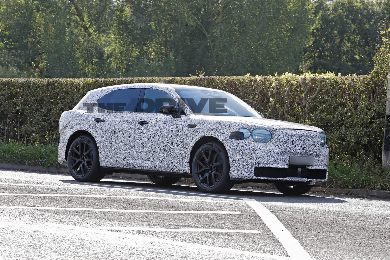 2028 Bentley electric SUV spy shots