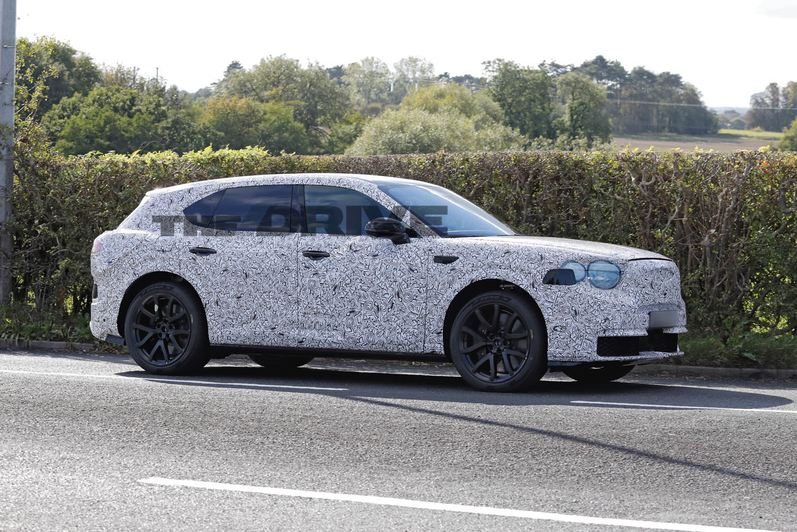 2028 Bentley electric SUV spy shots