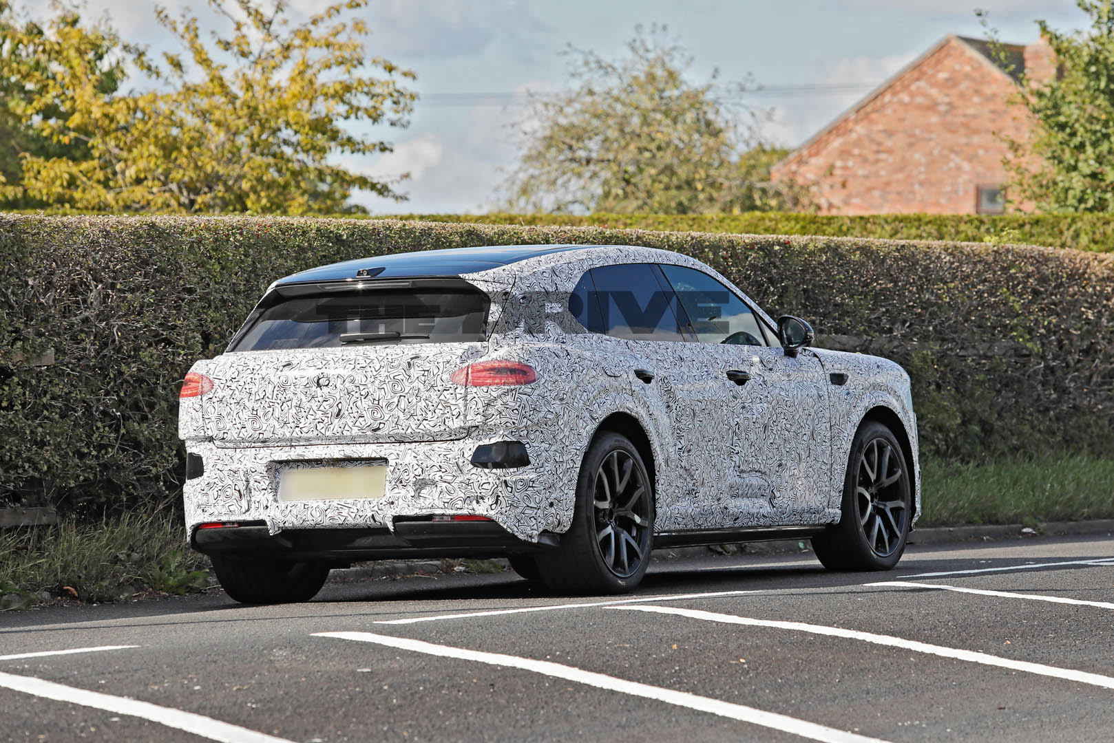 2028 Bentley electric SUV spy shots