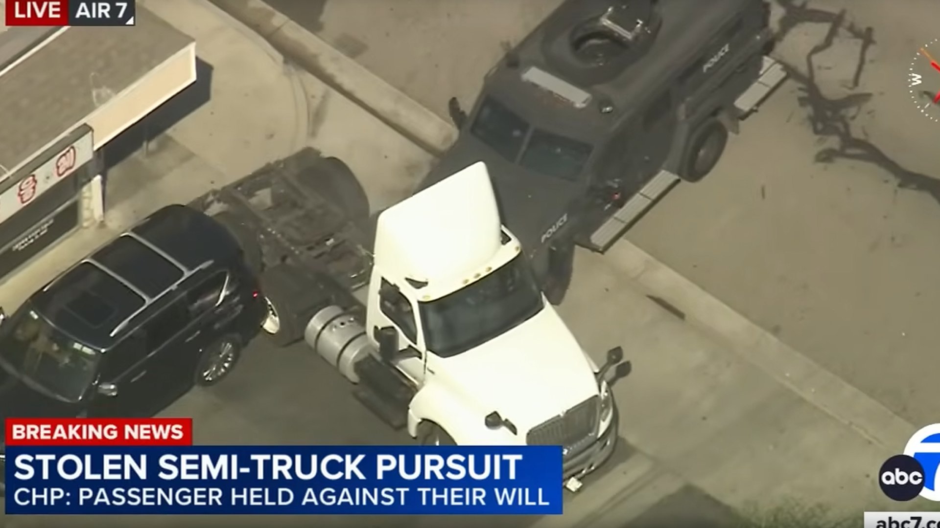 Semi truck SWAT chase in Los Angeles