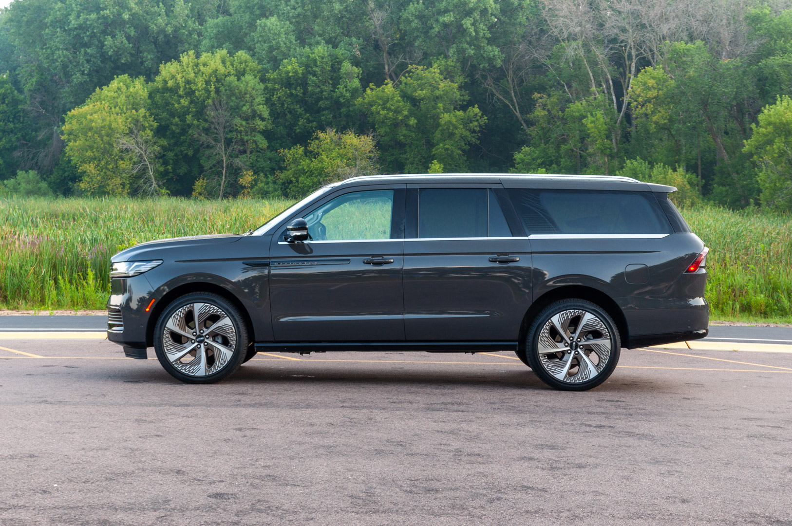 2025 Lincoln Navigator L Review: The Cigar Lounge Is Now a Spa