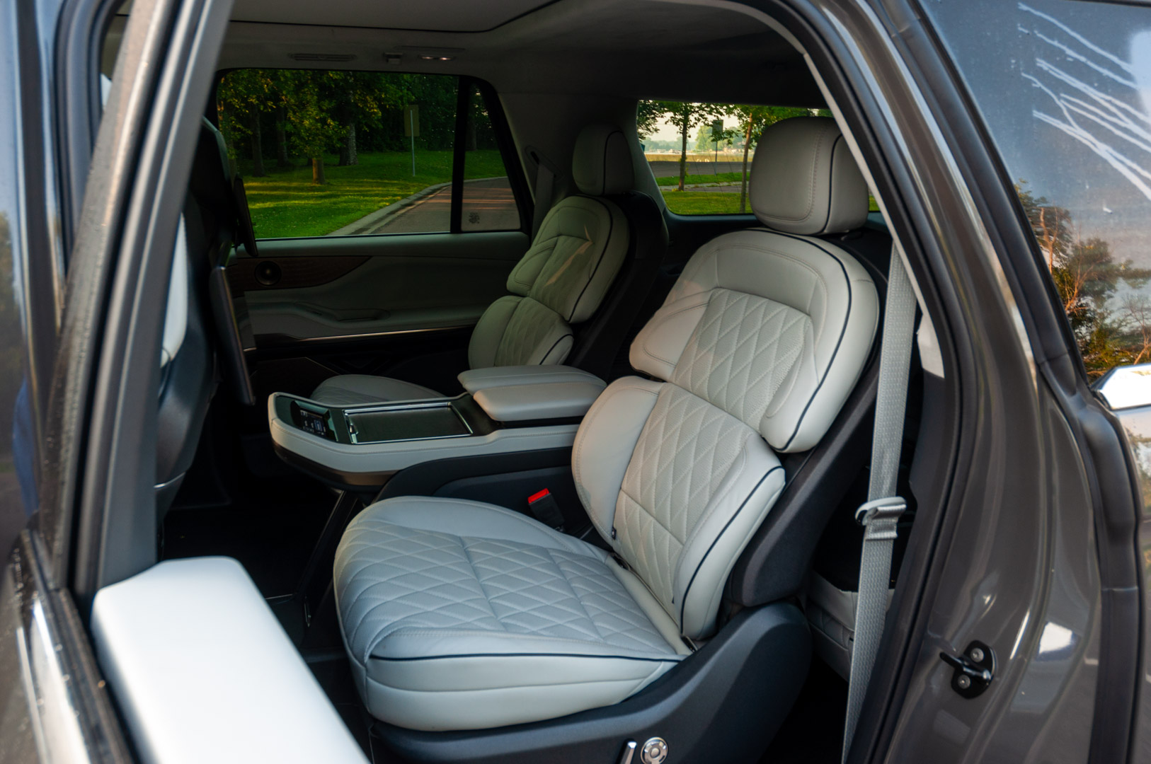 2025 Lincoln Navigator L