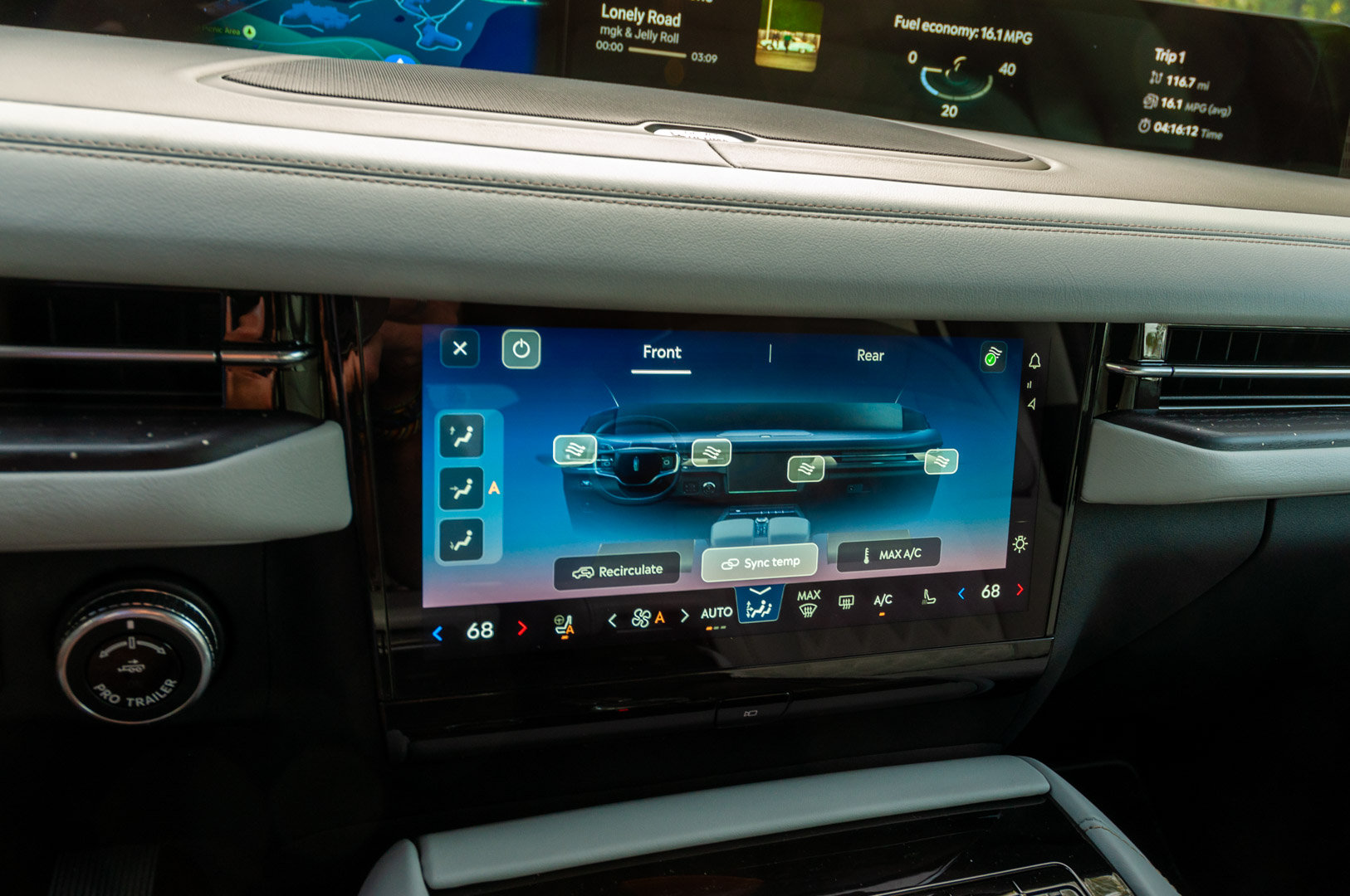 2025 Lincoln Navigator L