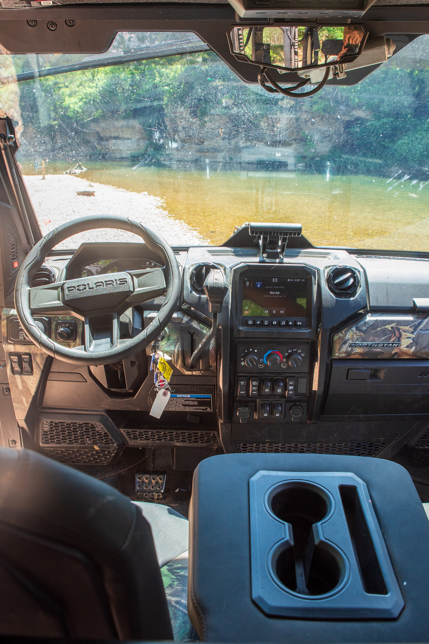 Polaris Ranger XD 1500 interior