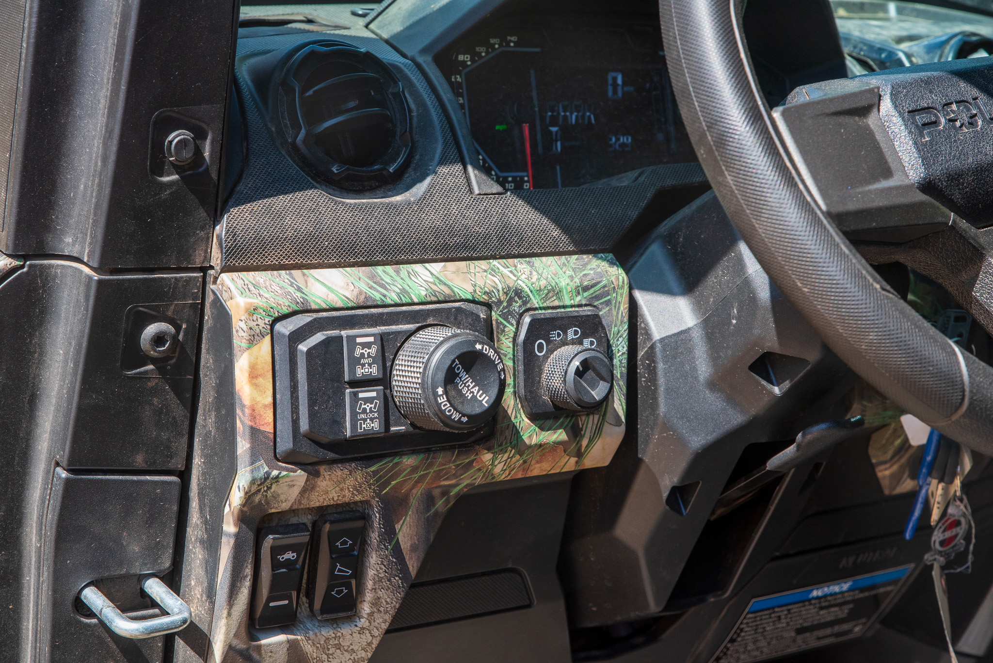 Polaris Ranger XD 1500 interior
