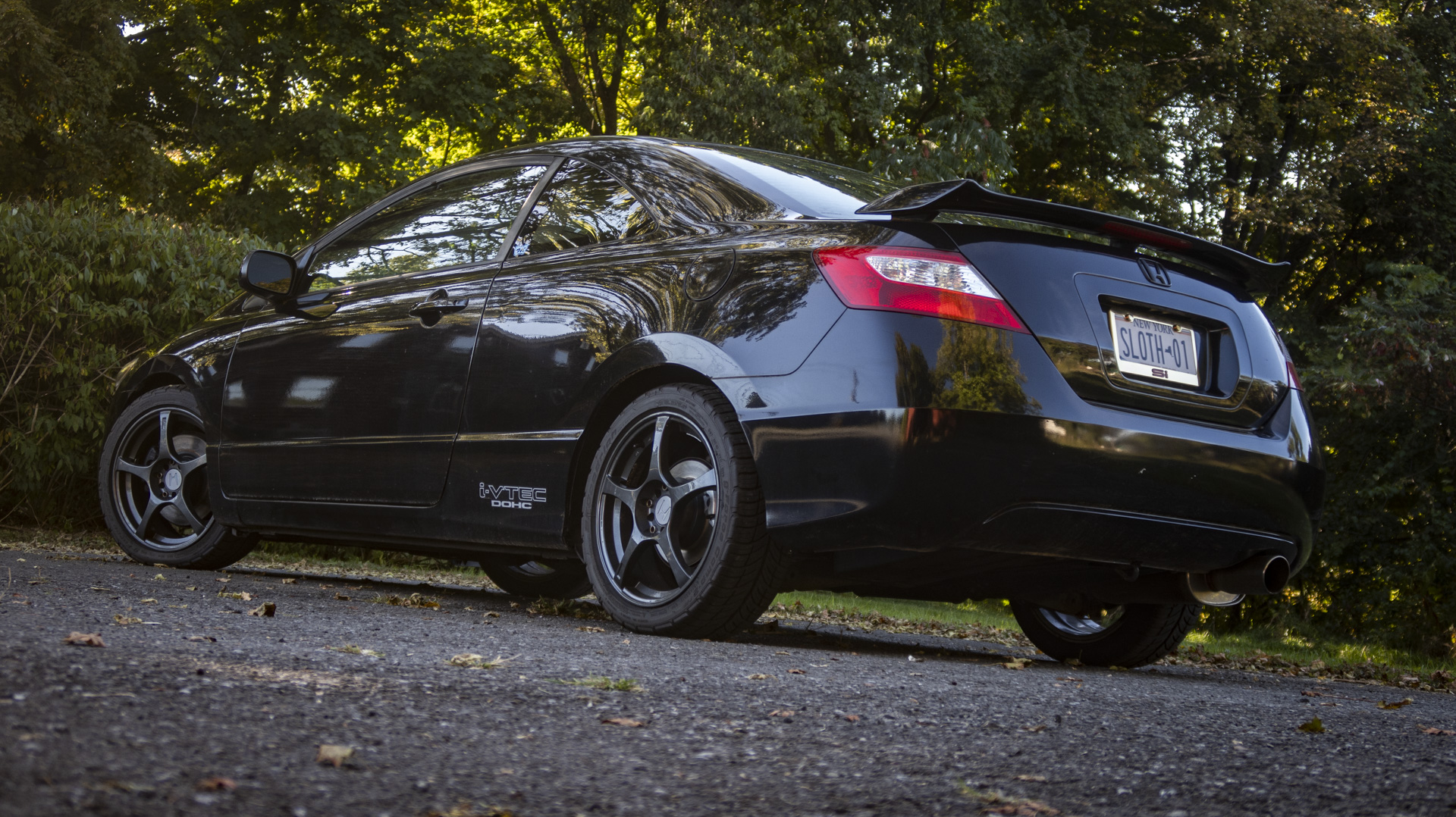 8th-gen Honda Civic on Koni shocks and struts with Tein High.Tech lowering springs.