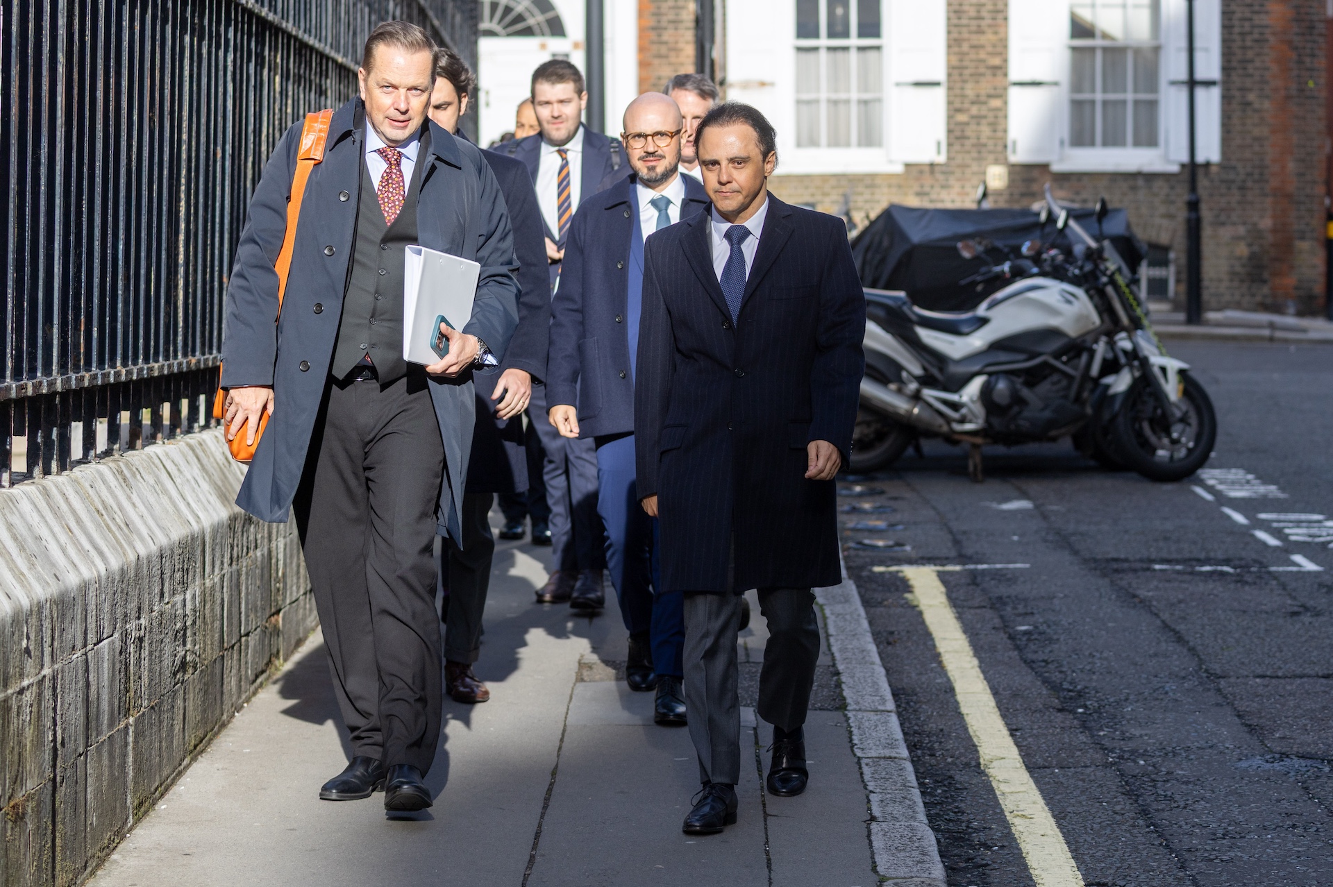 LONDON, UNITED KINGDOM - October 30: Brazilian Formula One driver Felipe Massa arrives at the Royal Courts Of Justice in London, United Kingdom on October 30, 2025. He is taking legal action against Formula One Management Limited, the FIA and Bernie Ecclestone over the 2008 world championship, in which he lost out to Lewis Hamilton by a single point following the 'Crashgate' scandal at that year's Singapore Grand Prix. (Photo by Ilyas Tayfun Salci/Anadolu via Getty Images)