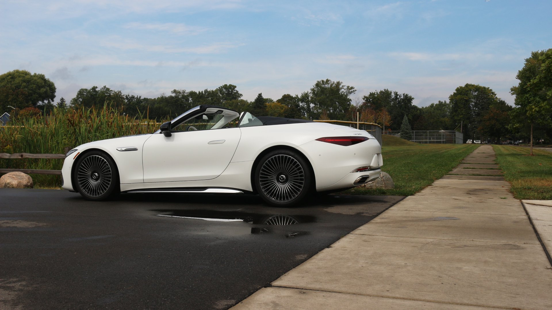 Mercedes-Maybach SL 680 top down.