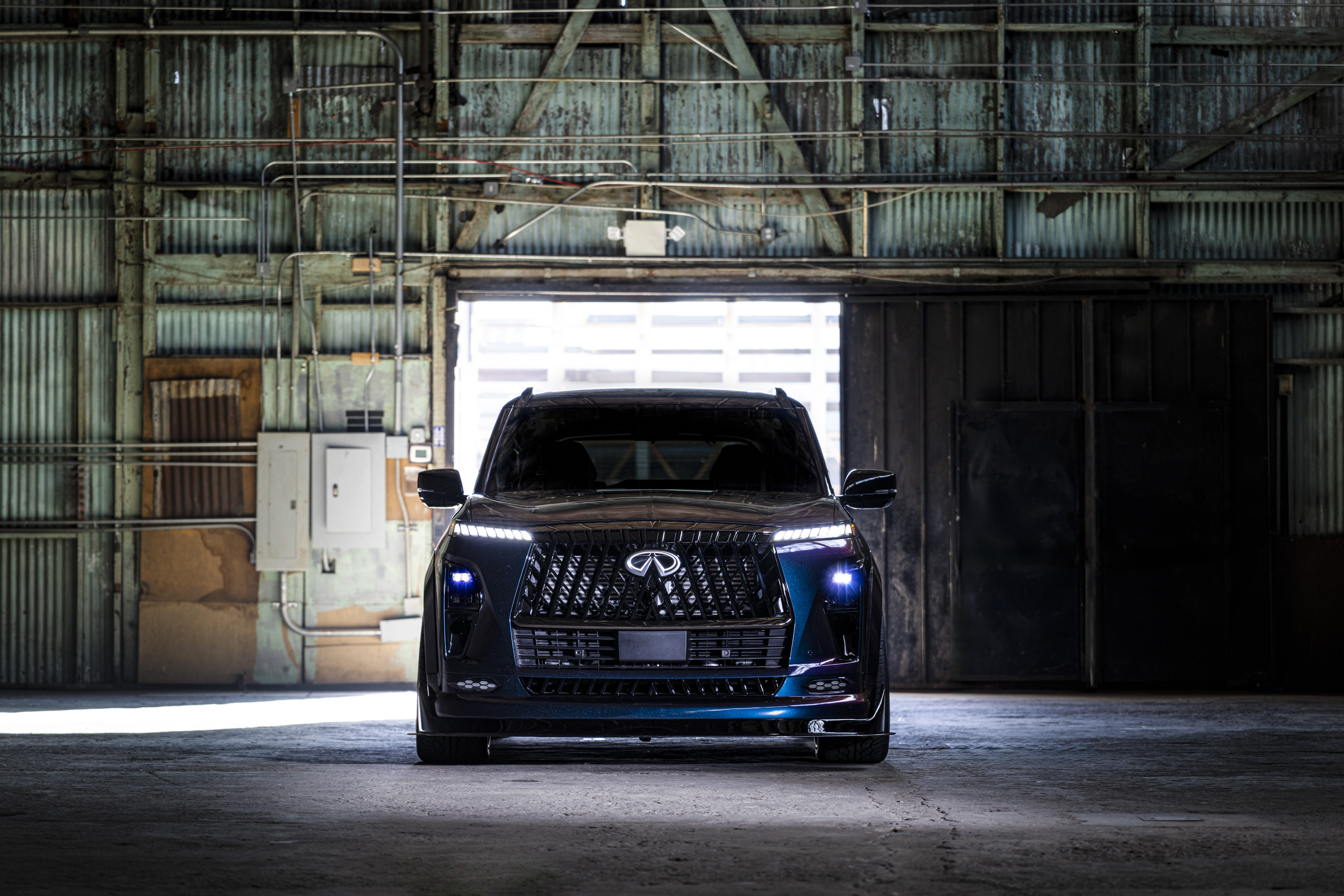 Infiniti QX80 R-Spec SEMA build