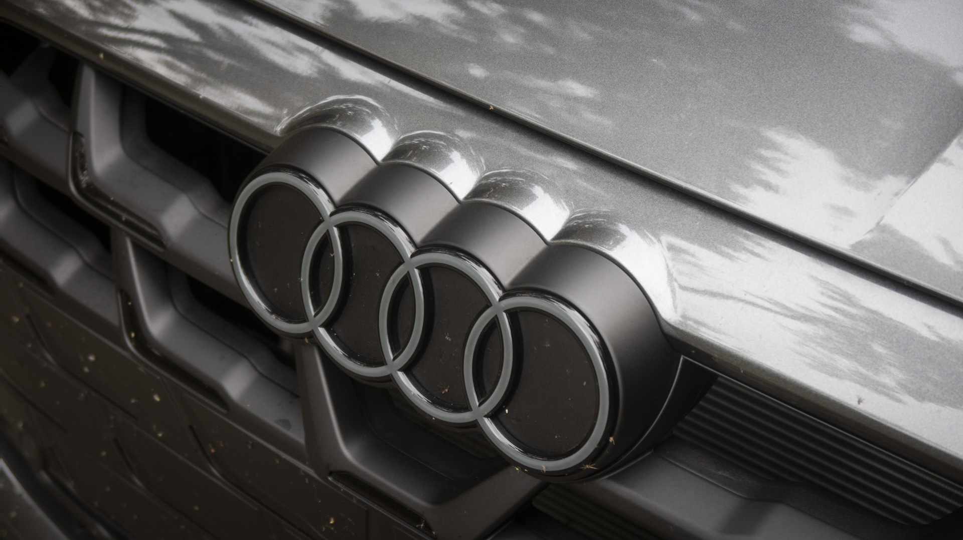 Audi anthracite emblem