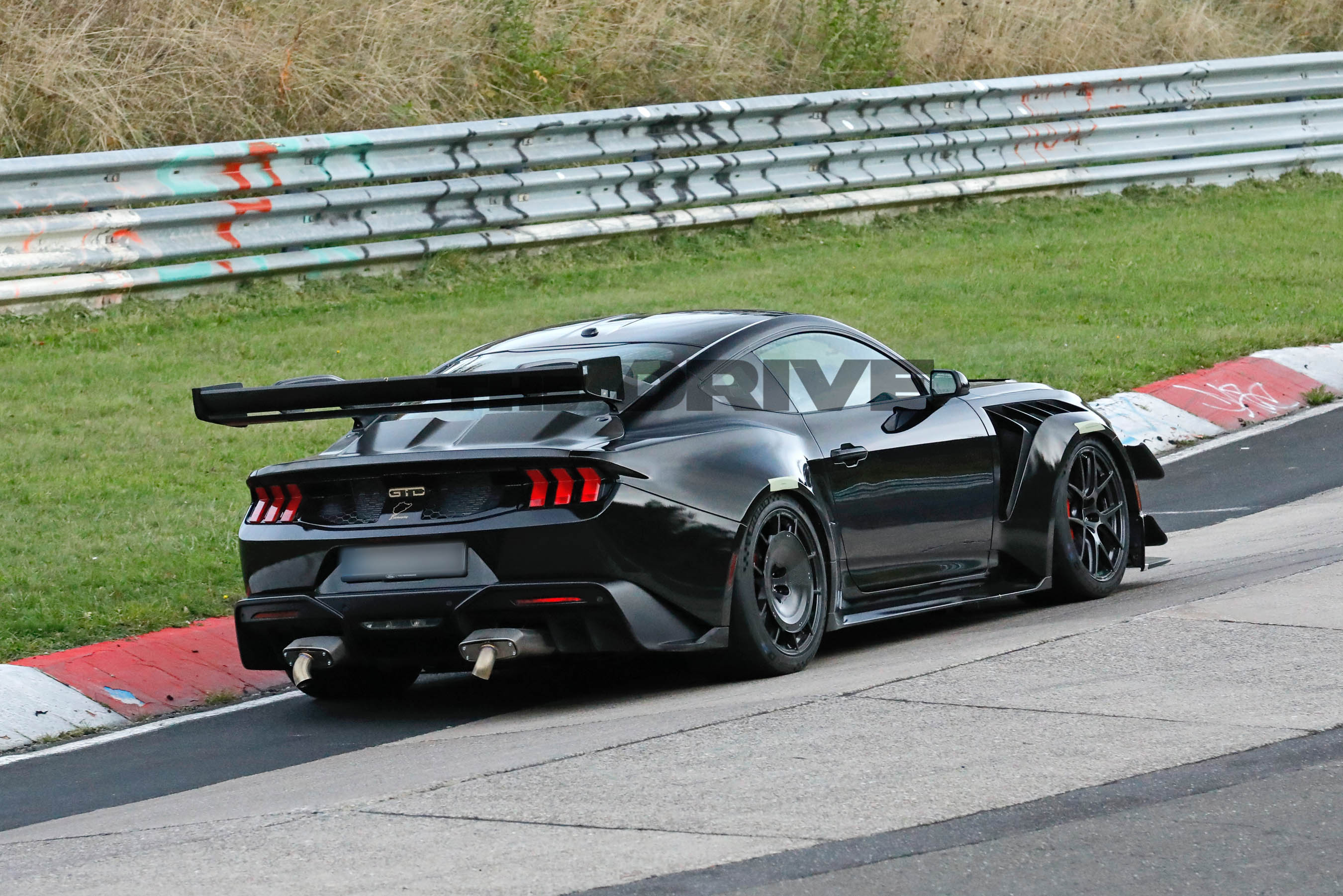 Ford Mustang GTD spy shots