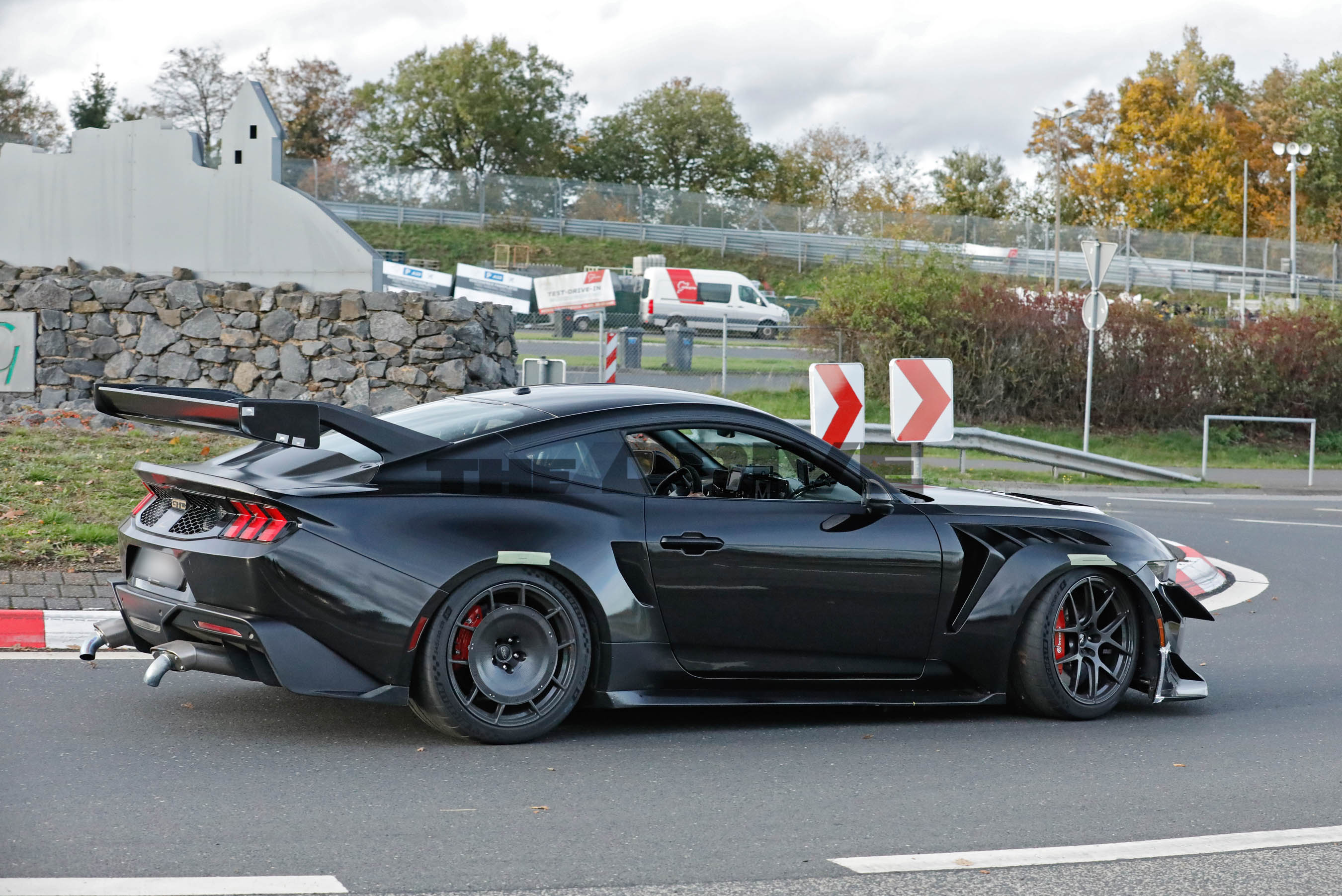 Ford Mustang GTD spy shots