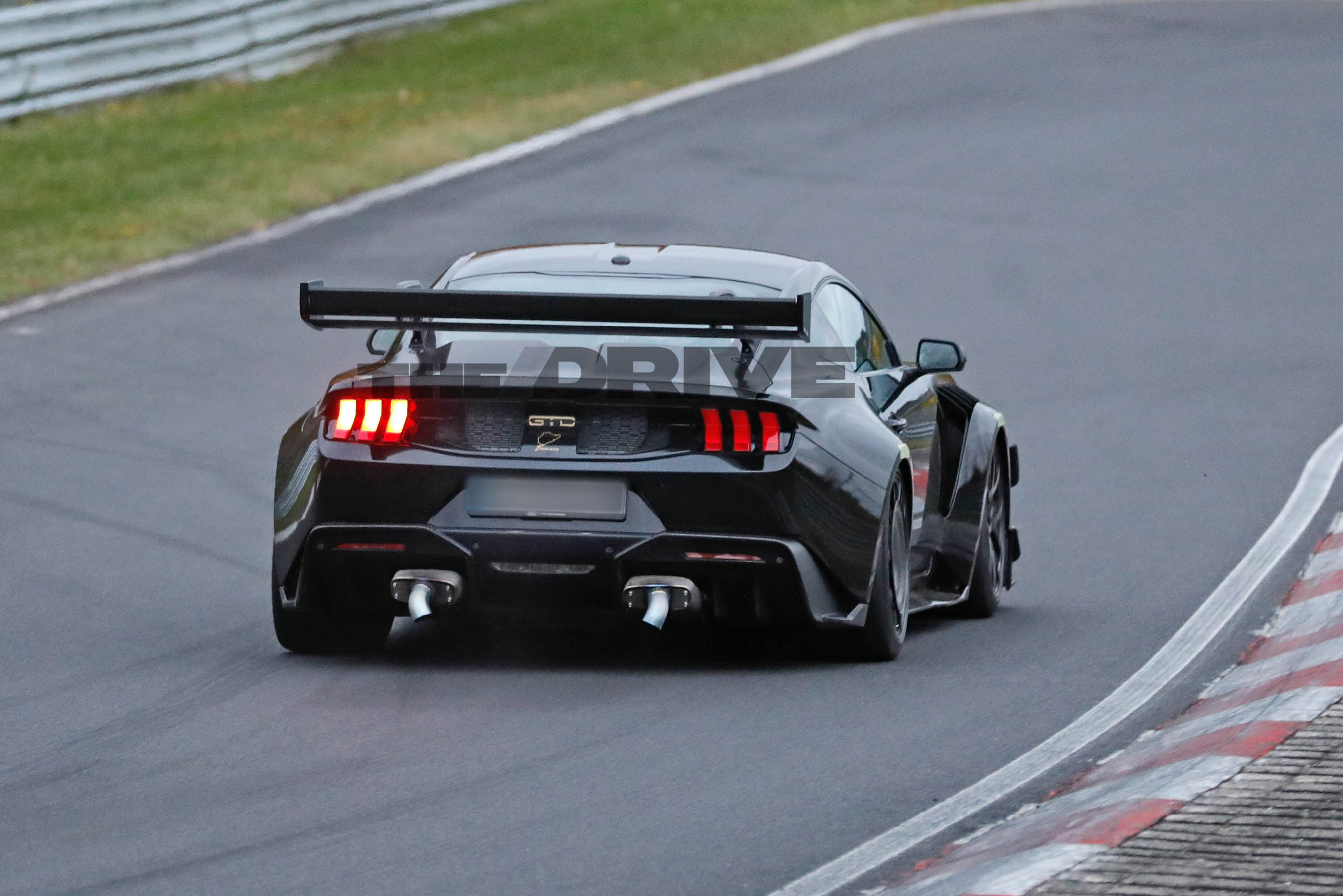 Ford Mustang GTD spy shots