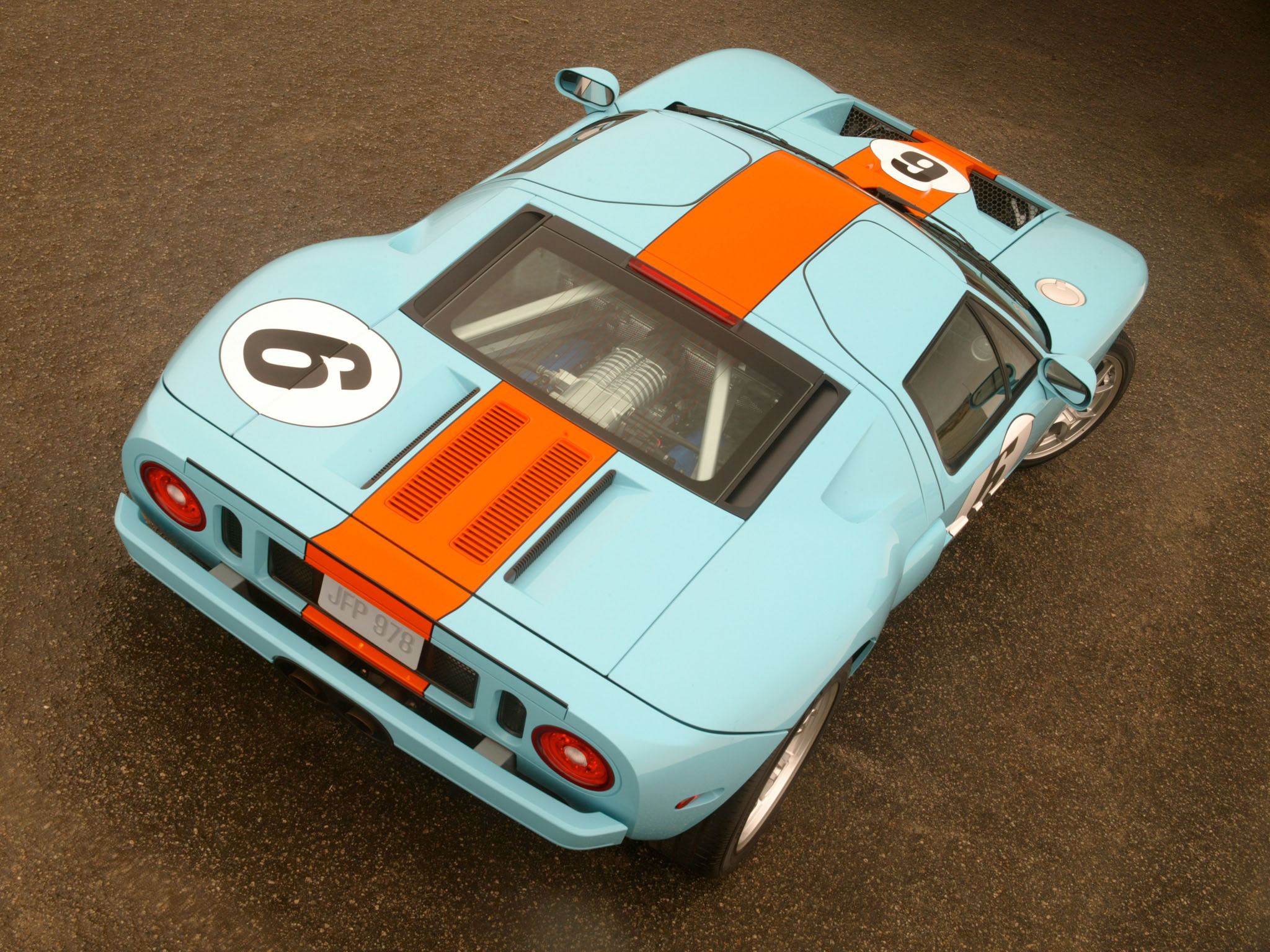 Ford GT in Gulf livery