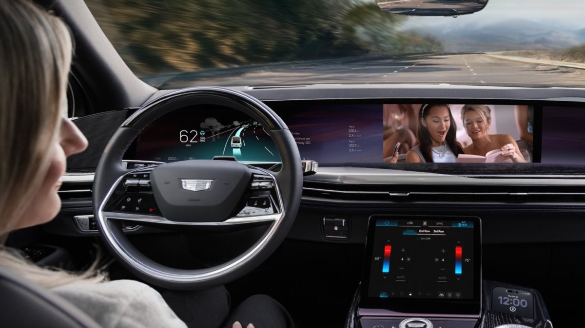 Cadillac wird Sie ab 2028 Filme hinter dem Steuer schauen lassen