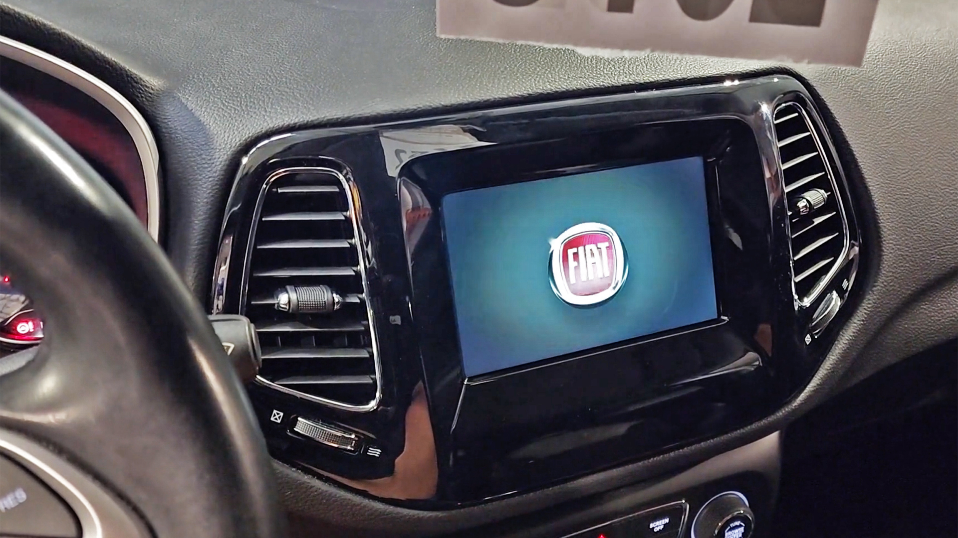 Image of Fiat logo on Jeep infotainment screen