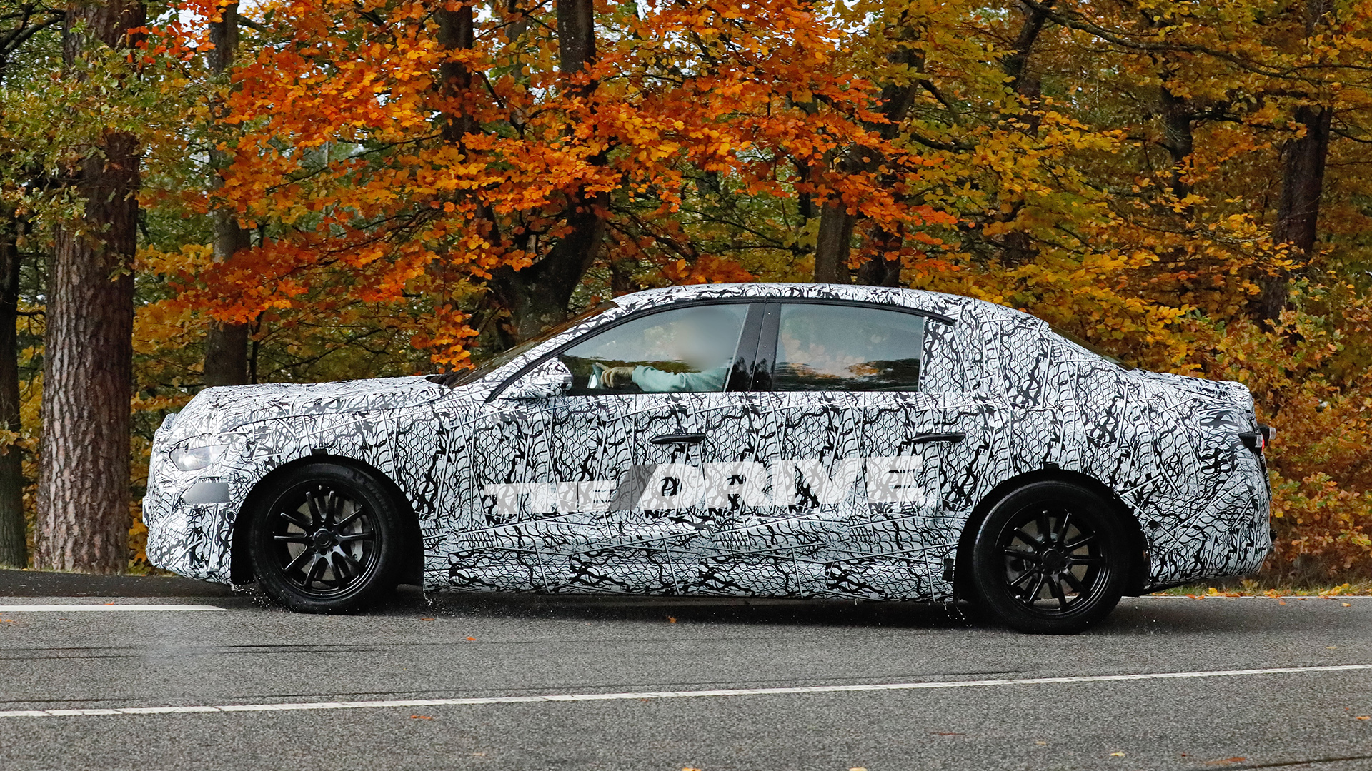 mercedes benz e-class EQ spy photo