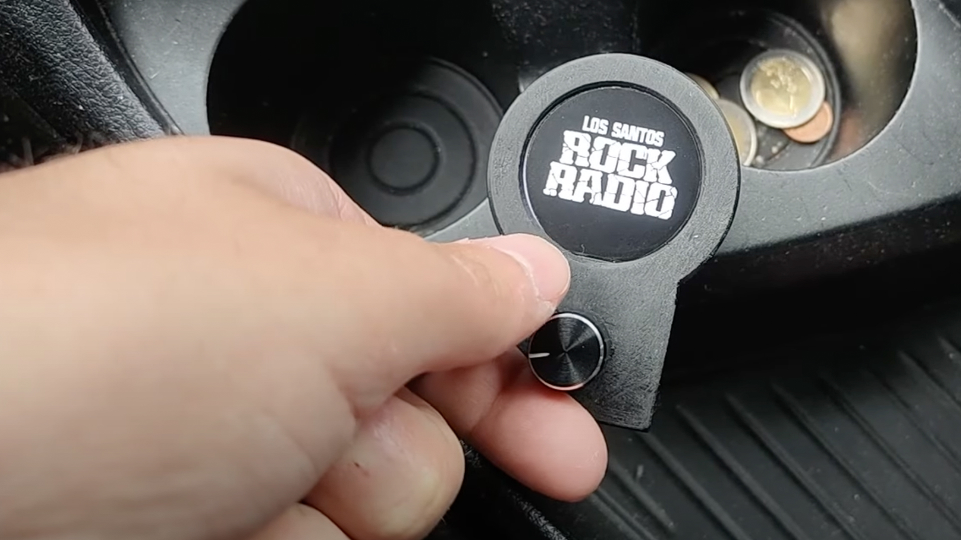 GTA in-car radio.