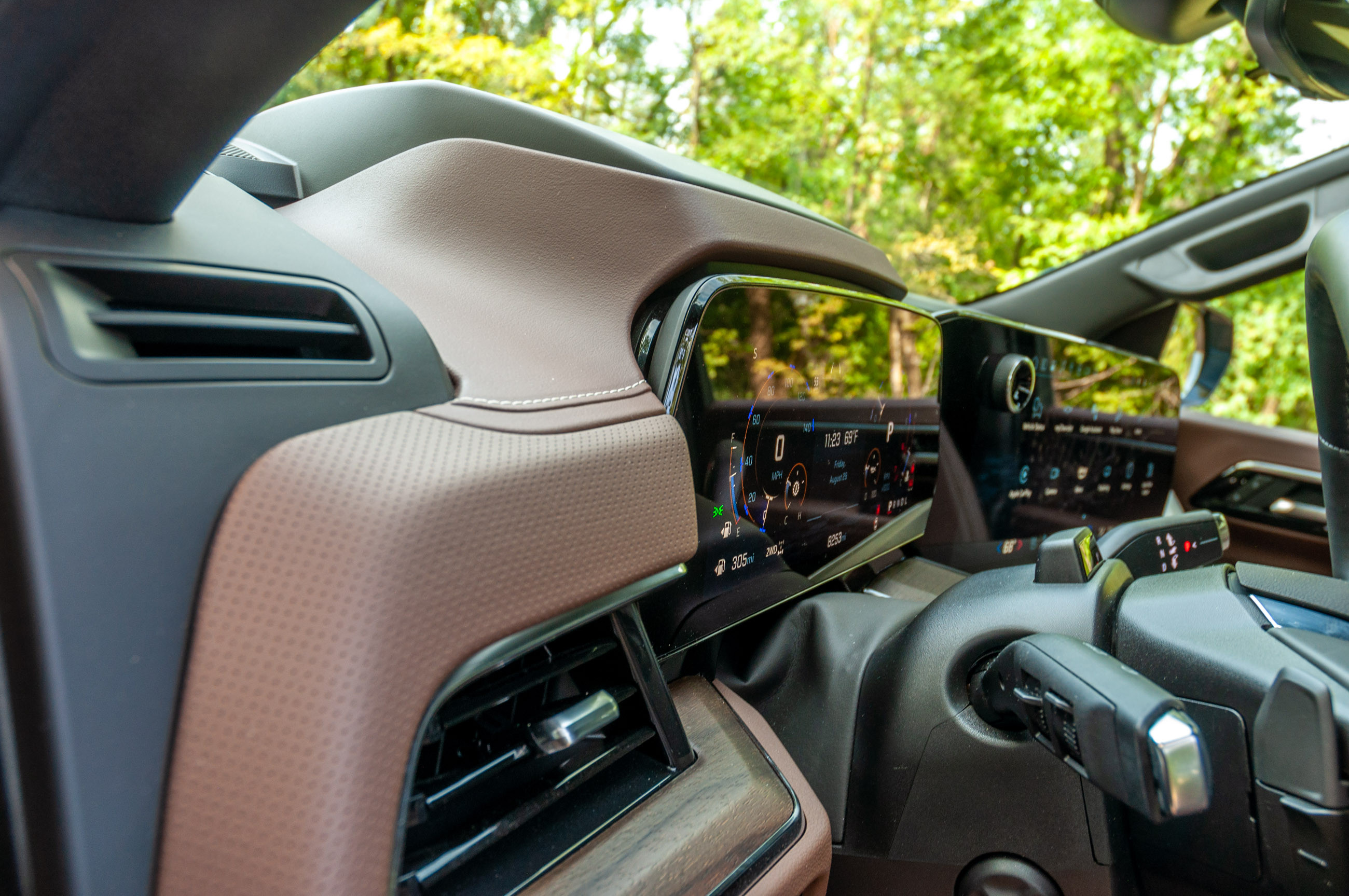 2025 Chevrolet Suburban