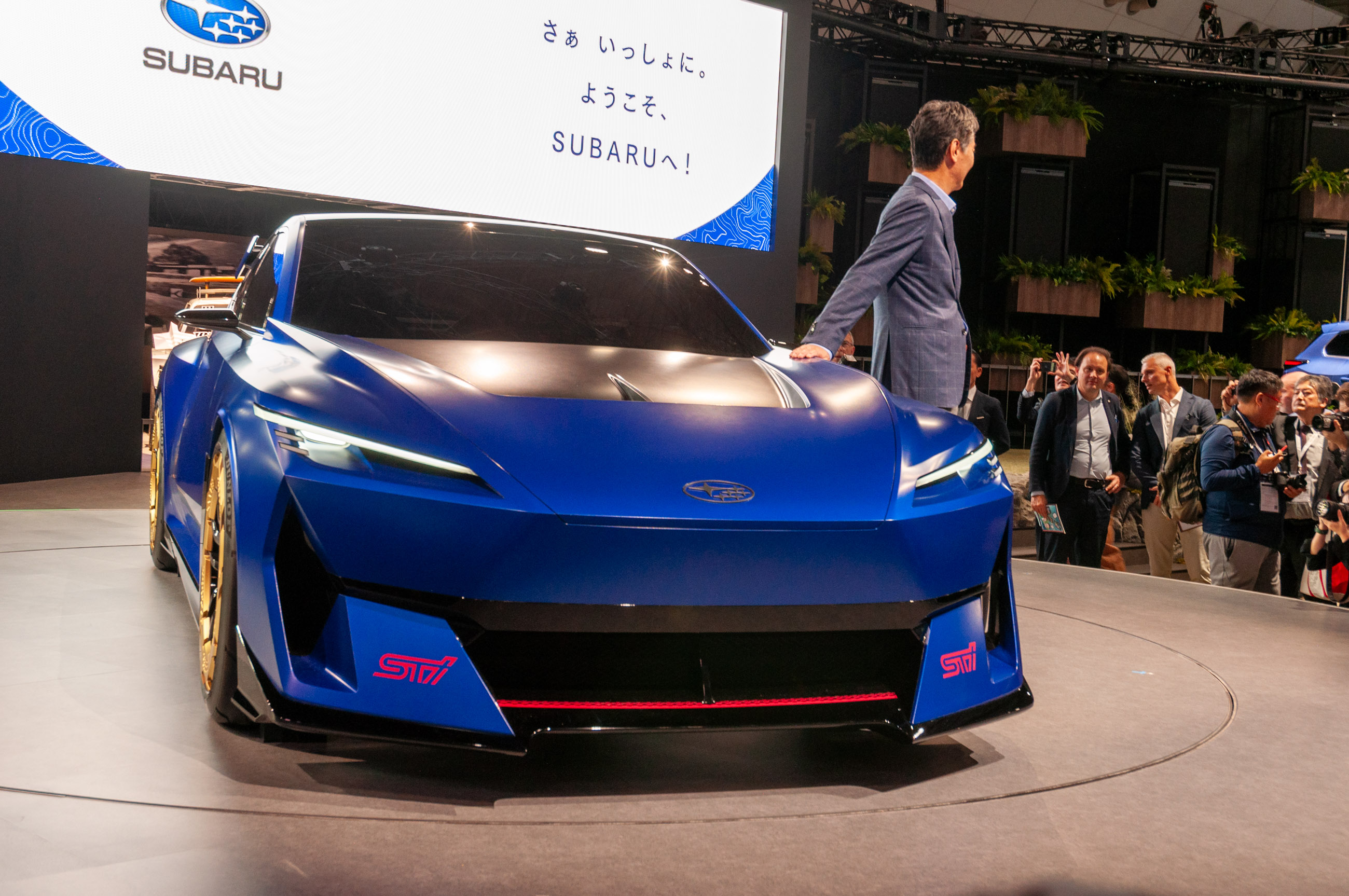 Subaru Performance-E STI concept