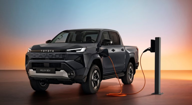 Toyota Hilux EV