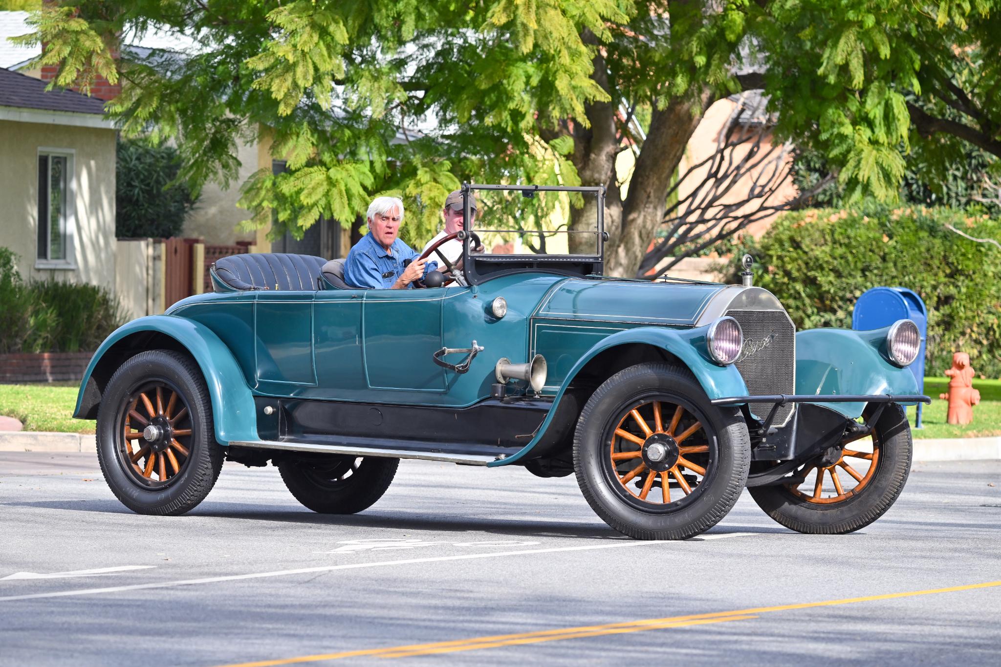 Jay Leno in a 1918 Model 66 Pierce Arrow