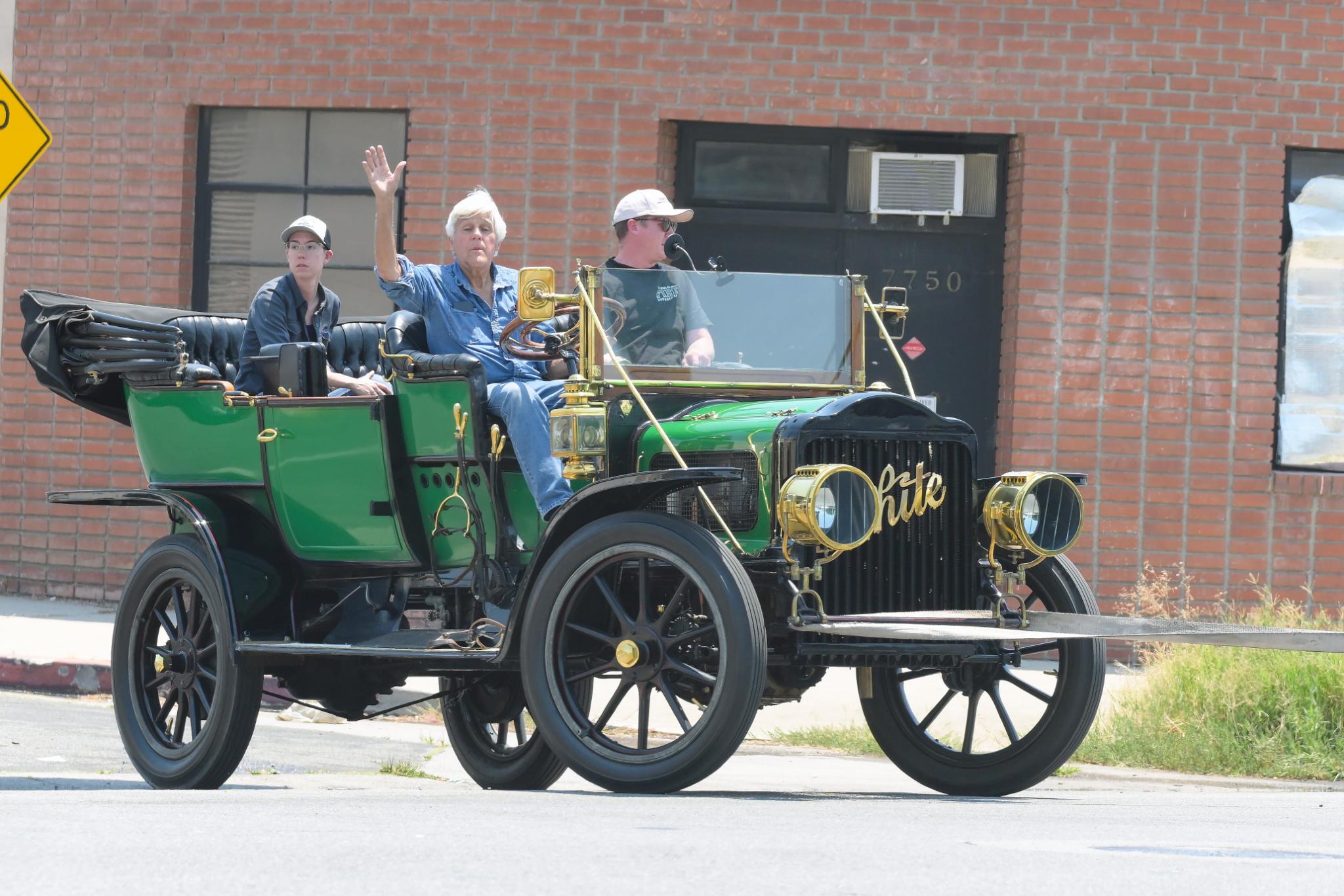 Jay Leno in a 1910 Model O-O White Steam Car