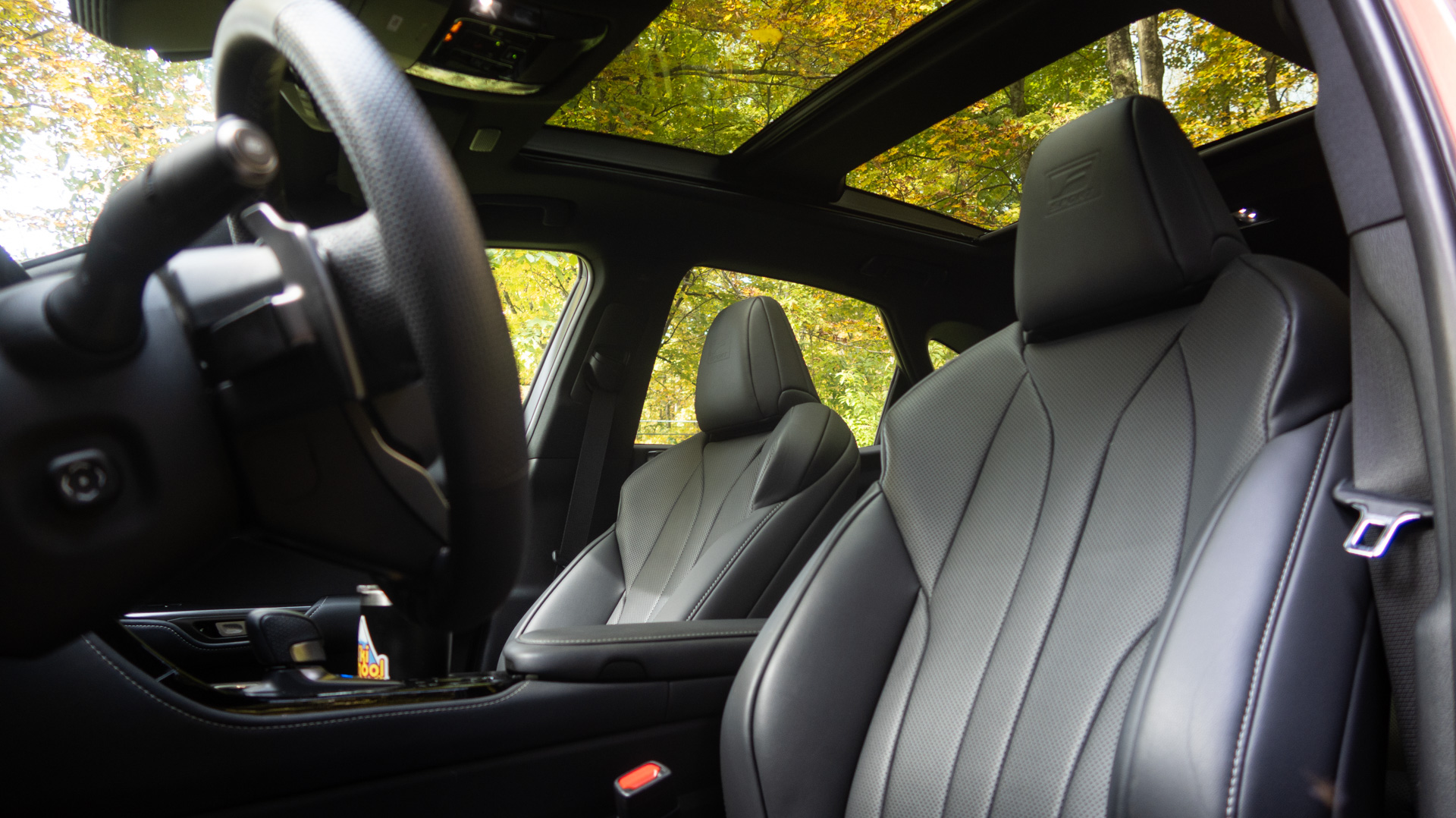 Lexus NX 350 F Sport front seat.
