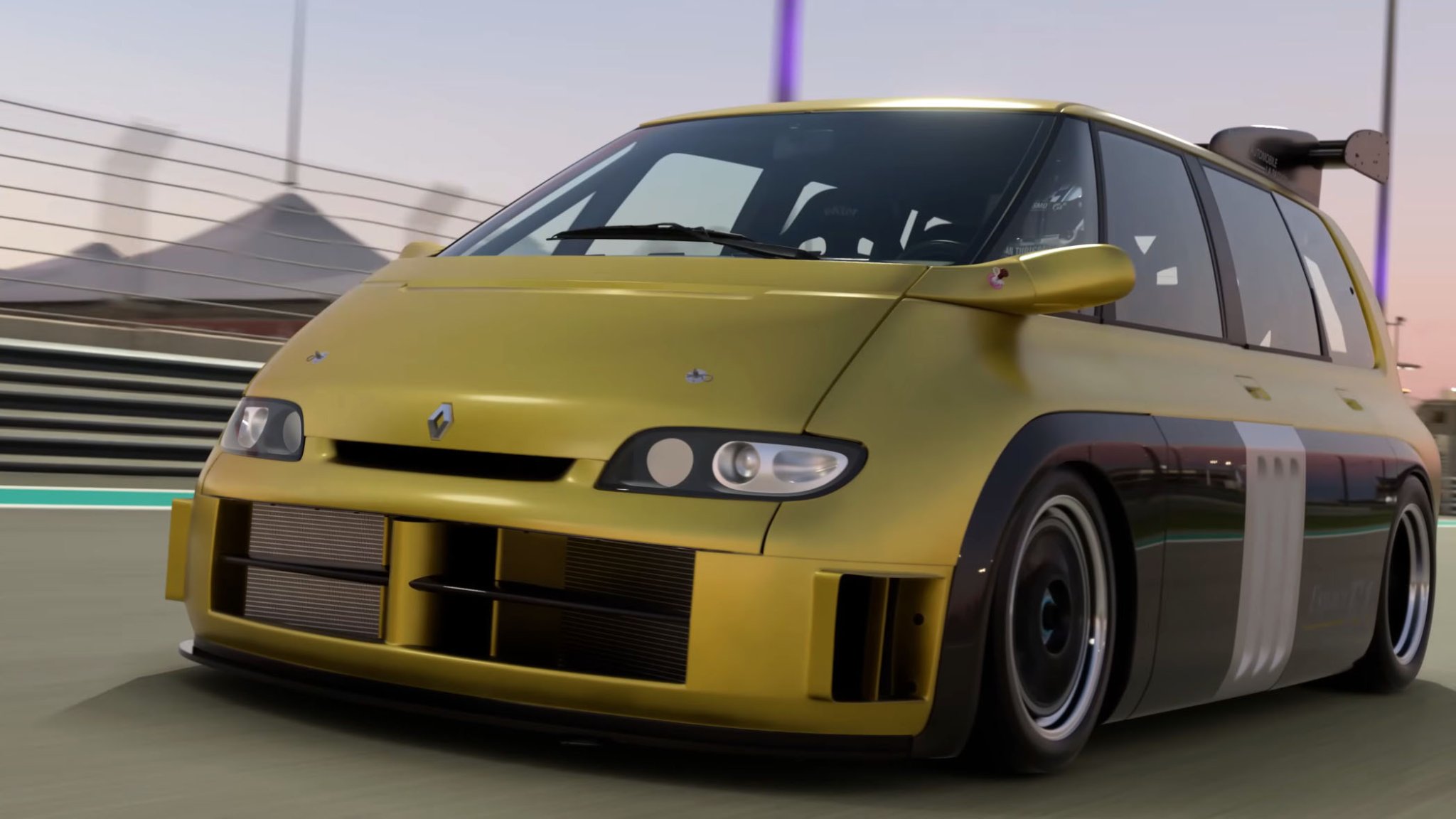 Renault Espace F1 in Gran Turismo 7