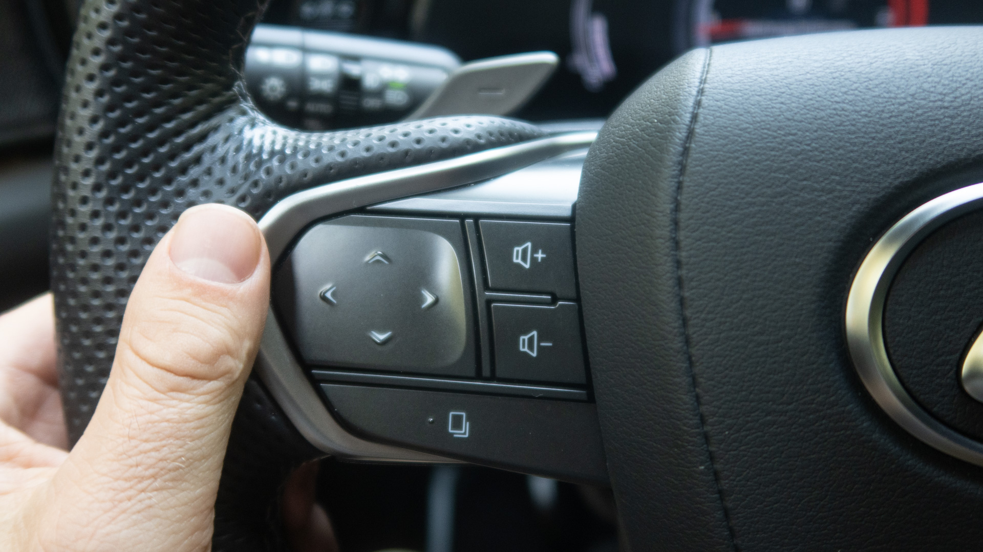 Lexus Touch Sensor control