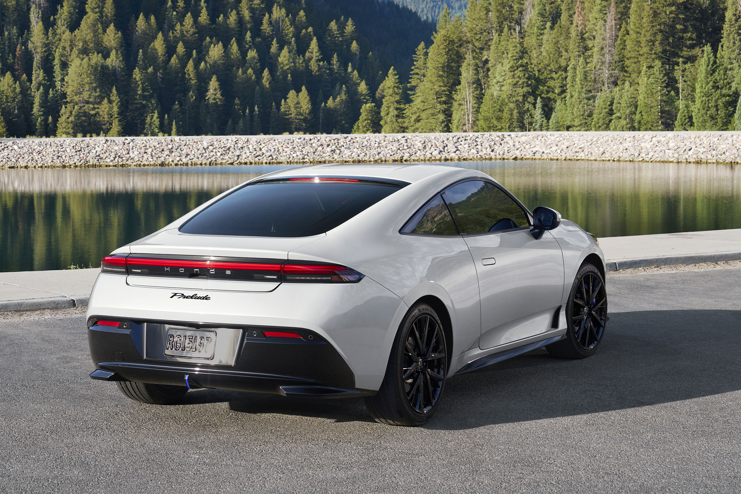 Honda Prelude rear three quarter view