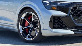 2025 Audi RSQ8 Pros and Cons Review: Function and Form Perfected