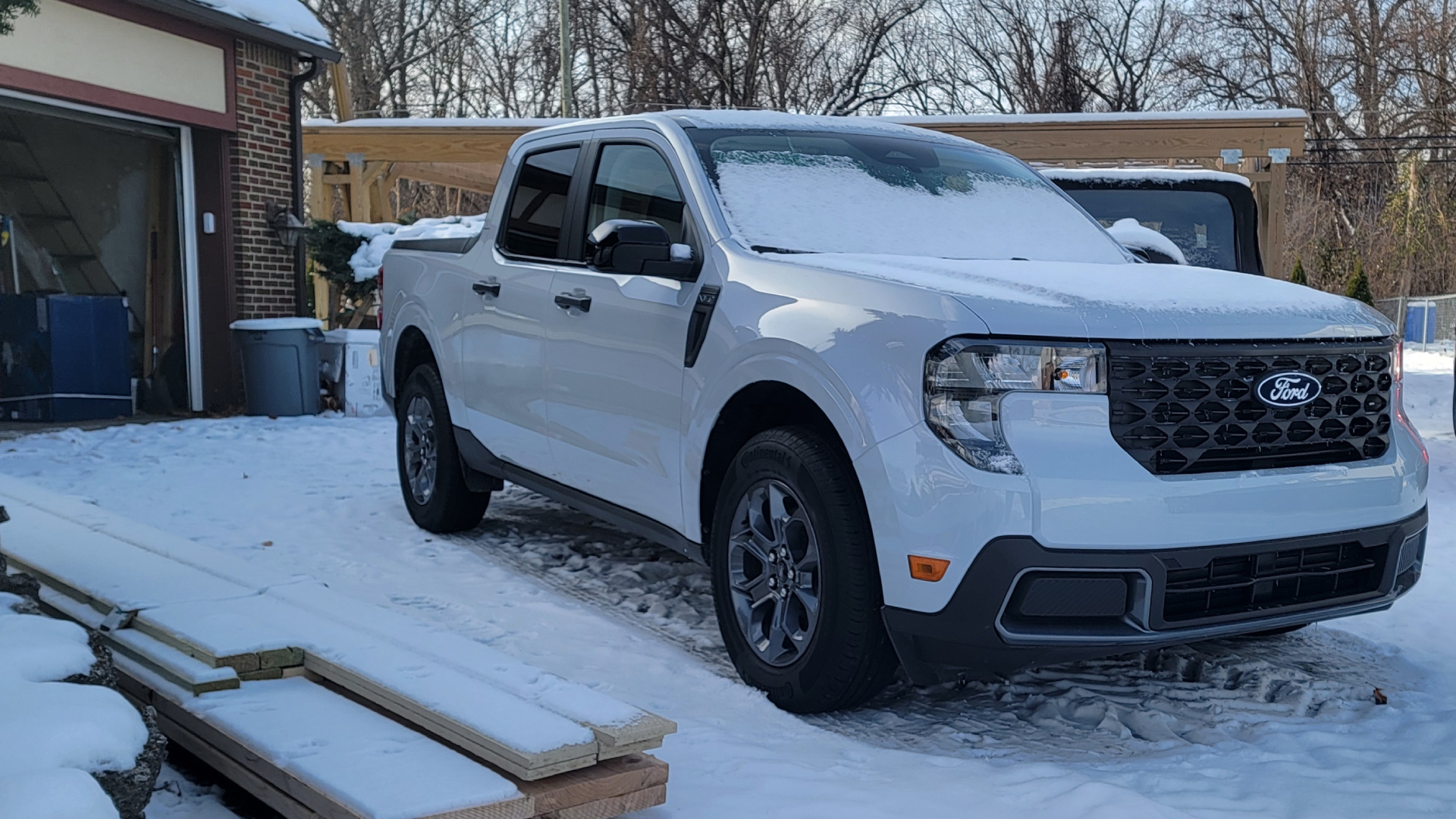 2025 Ford Maverick XLT Hybrid AWD