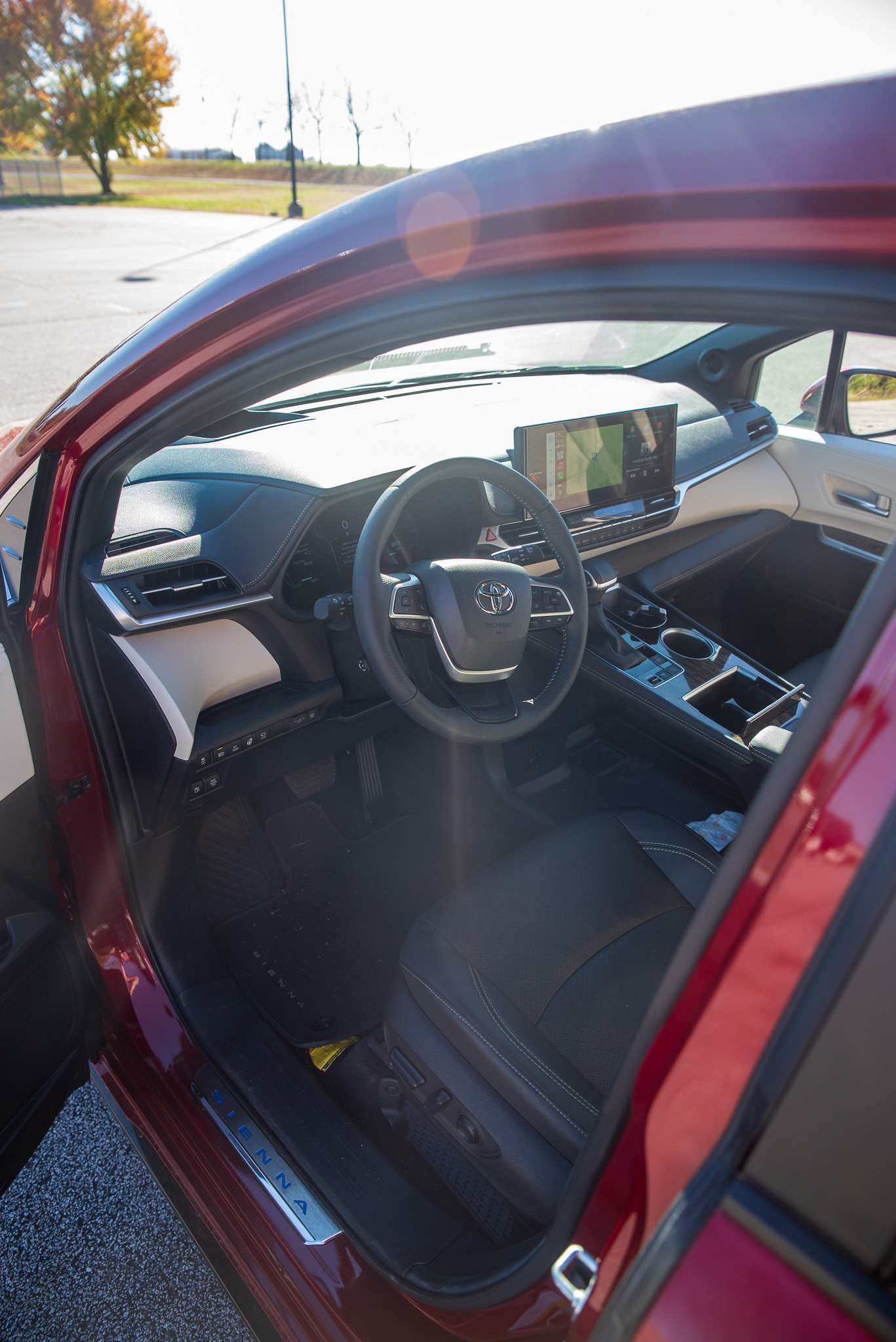 2025 Toyota Sienna Platinum