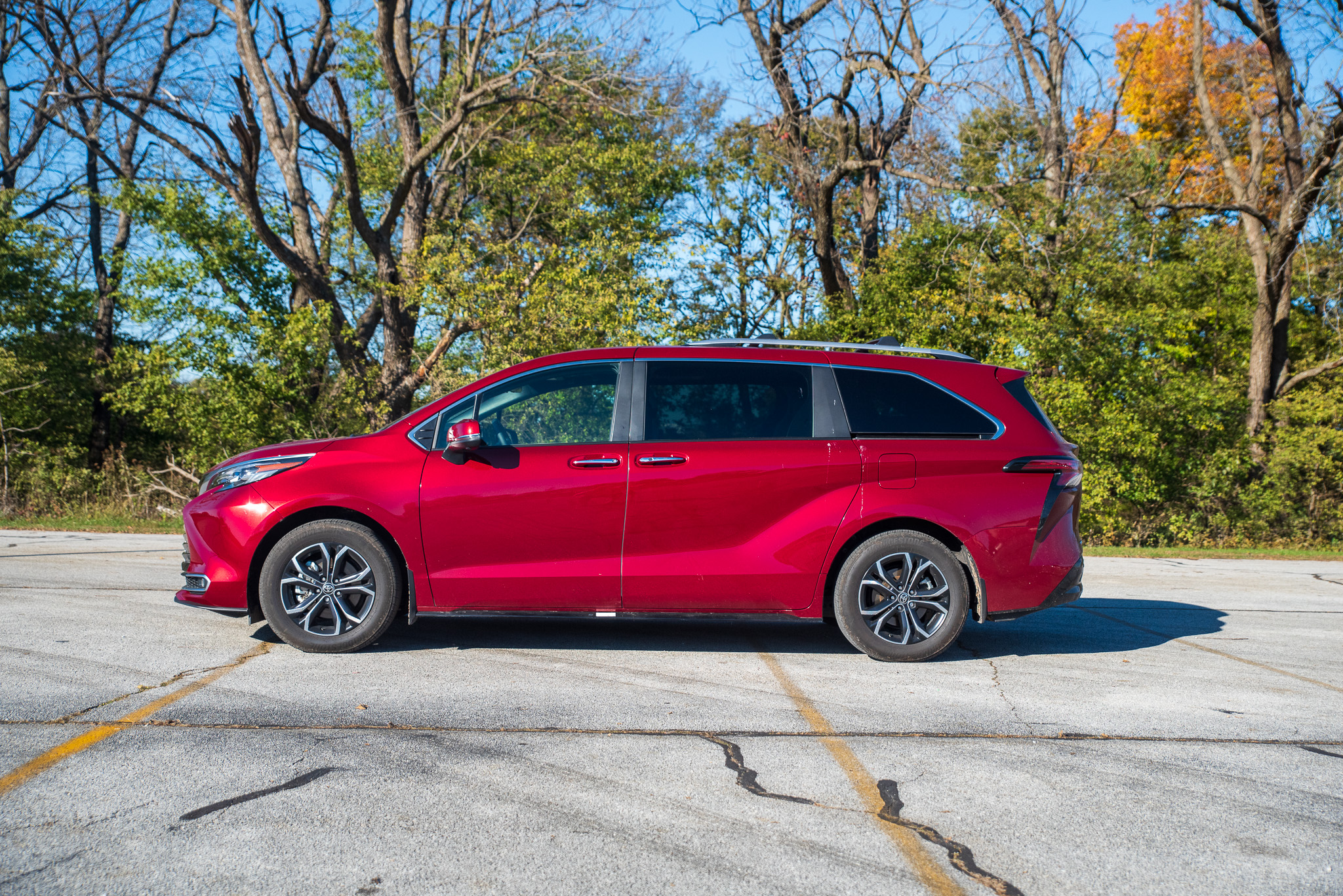 2025 Toyota Sienna Platinum