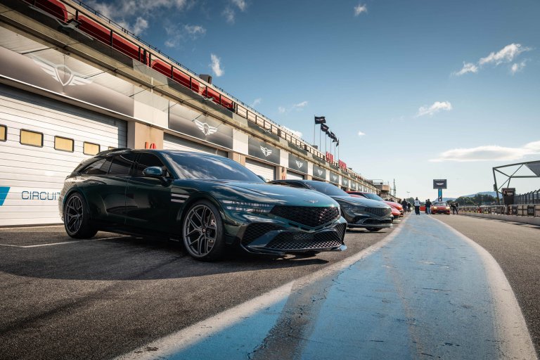 Genesis G90 Wingback Concept