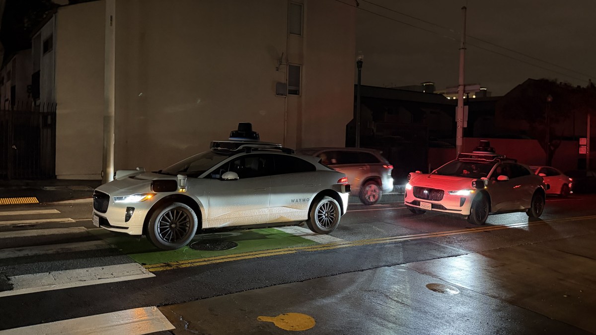 Waymos Just Gave Up When a Blackout Took Down San Francisco's Traffic Signals
