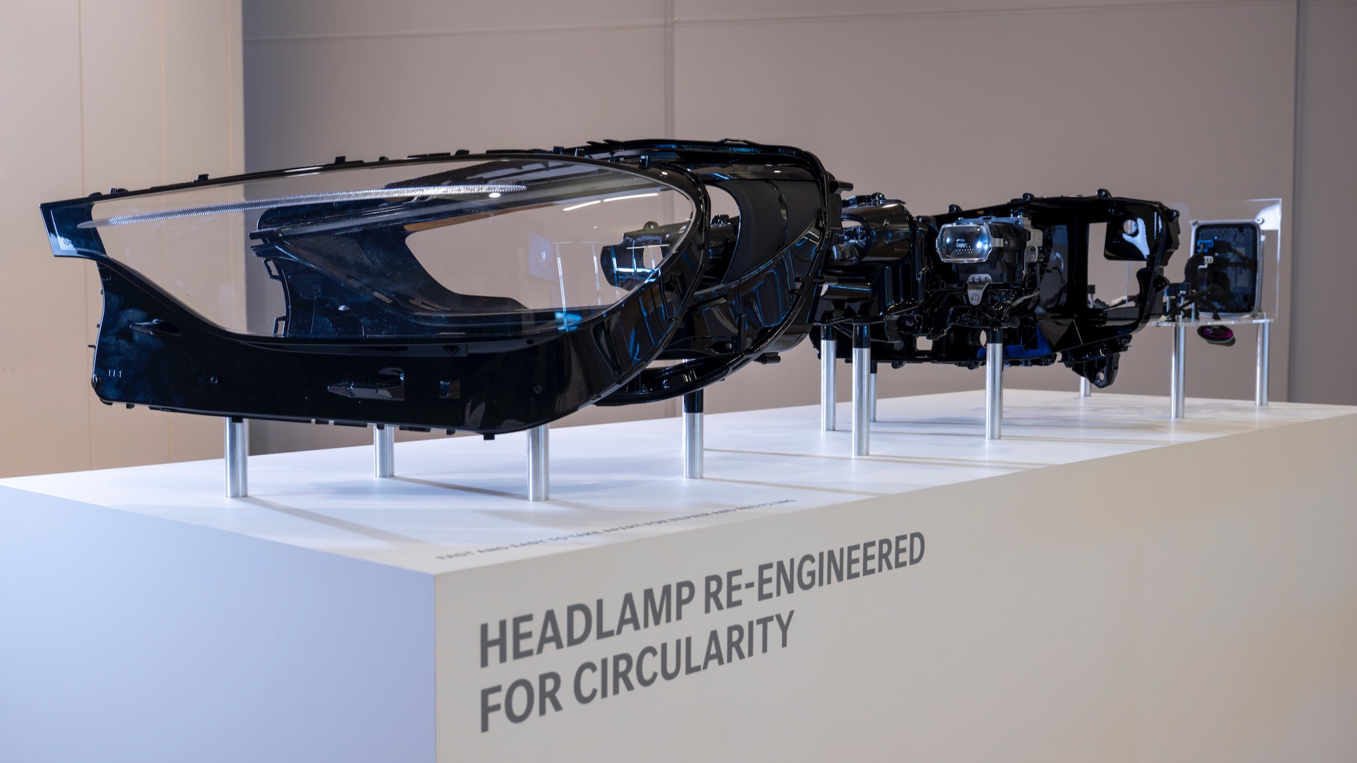 Mercedes-Benz headlight engineered for circularity