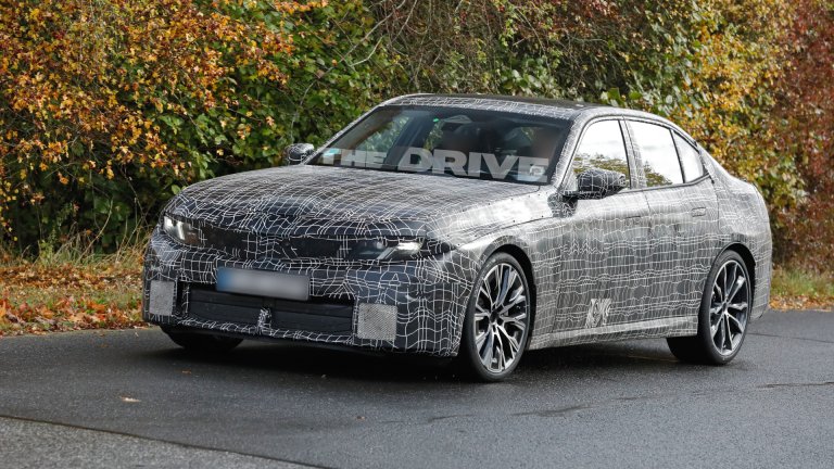2027 BMW 3 Series ICE spy shot