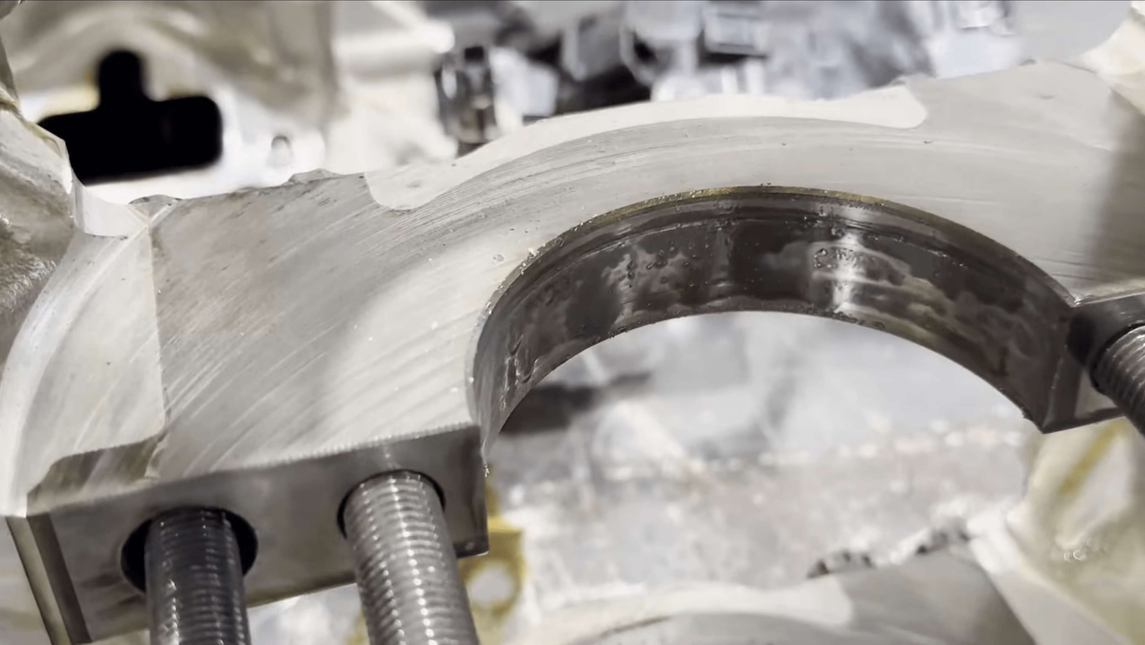 Toyota Tundra twin-turbo V6 teardown