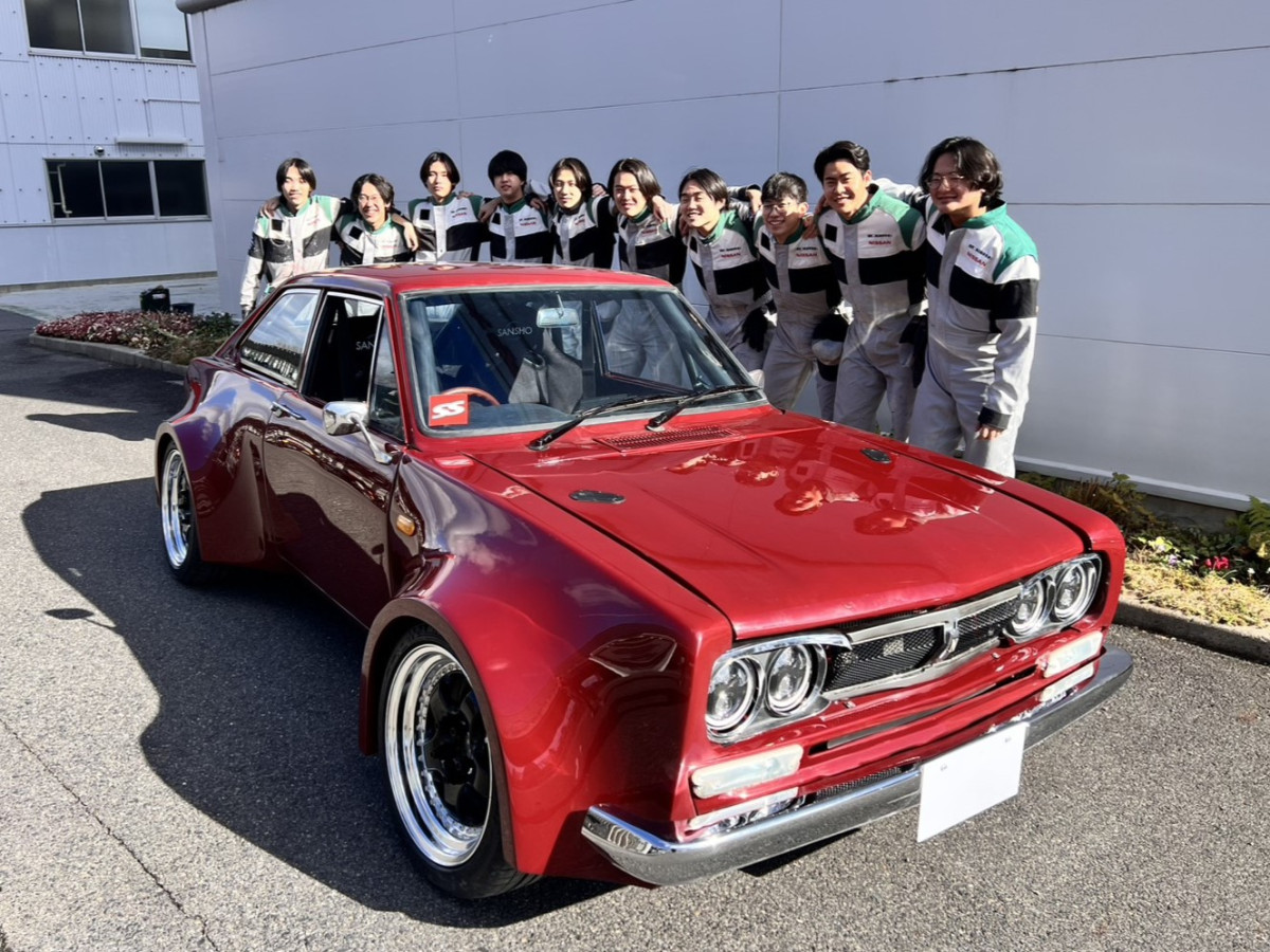 Nissan Techs in Training Turned This Old Skyline Sedan Into a
