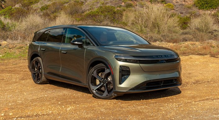 2026 Lucid Gravity hero