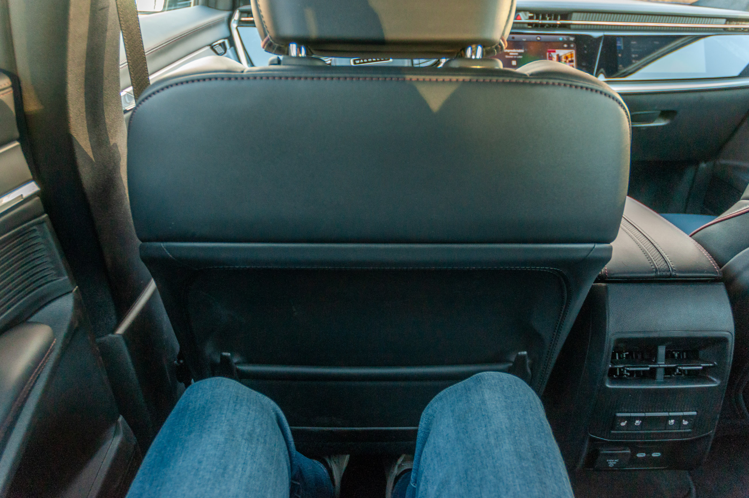 2025 Jeep Wagoneer S