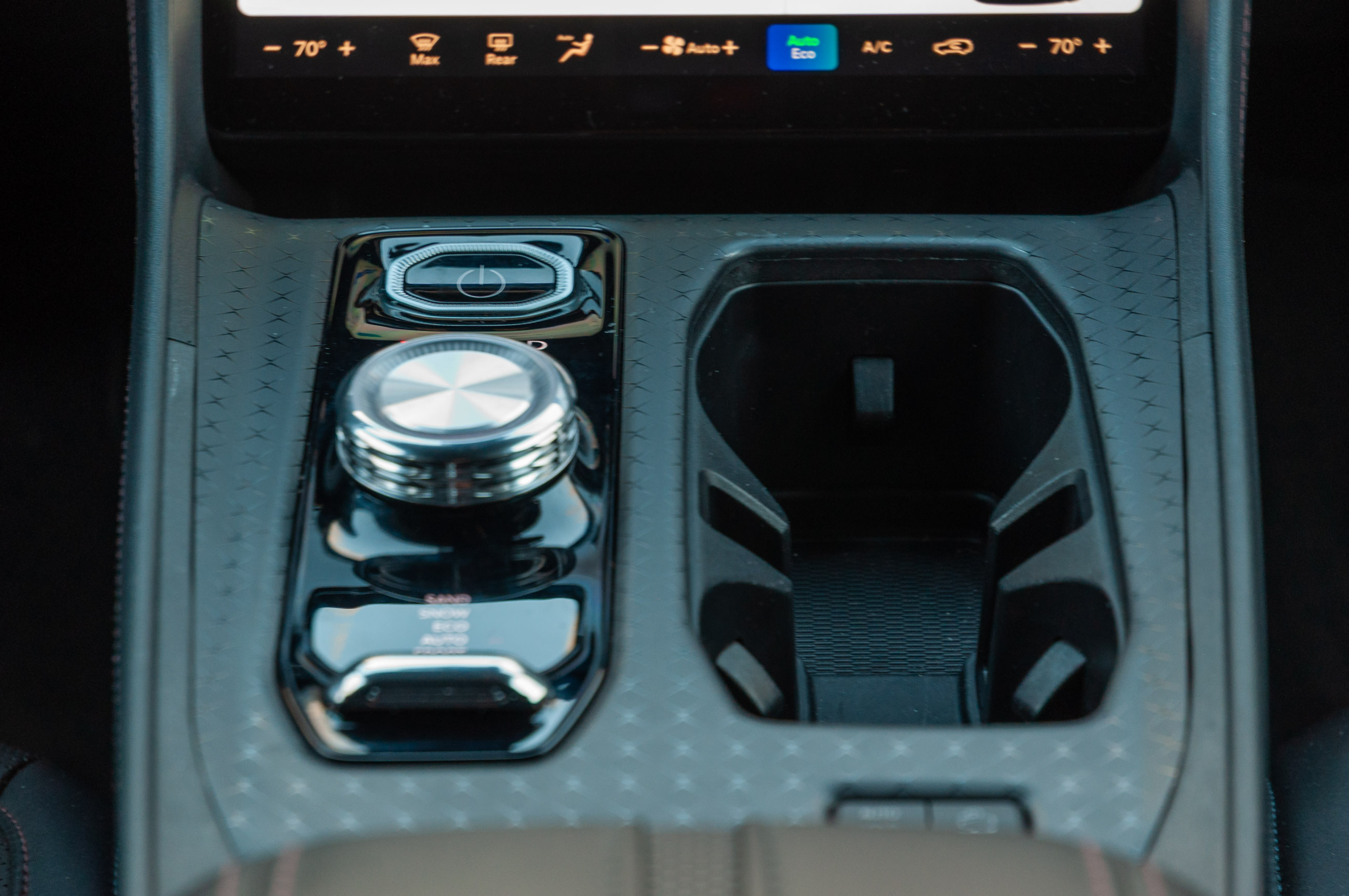 2025 Jeep Wagoneer S