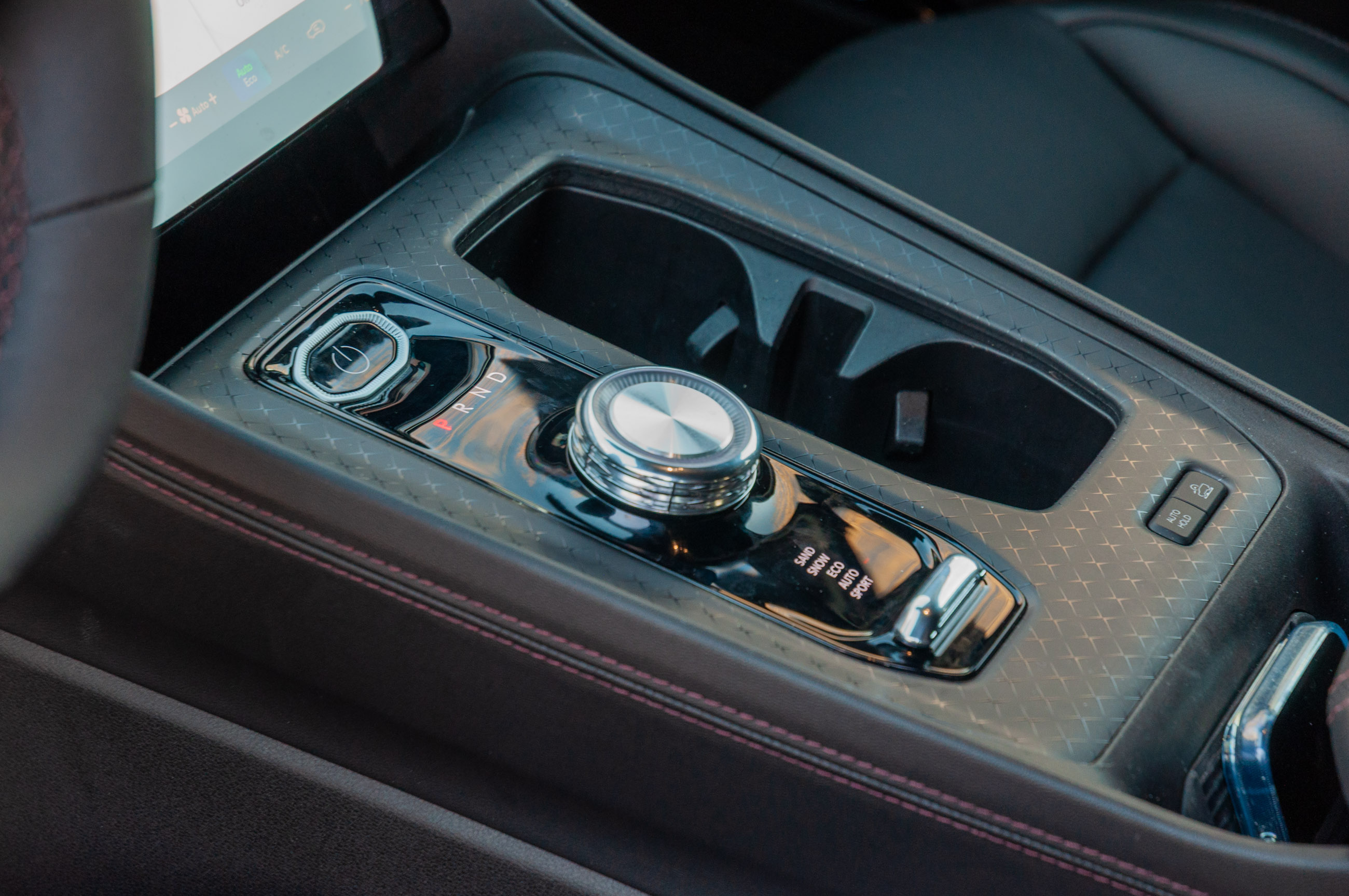 2025 Jeep Wagoneer S