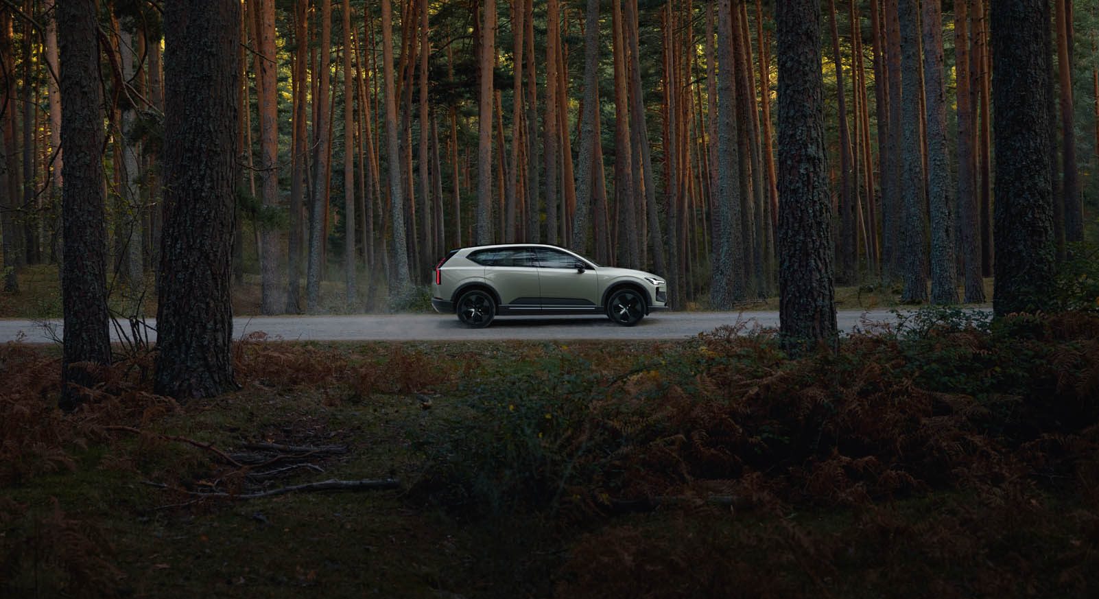 2028 Volvo EX60 Cross Country