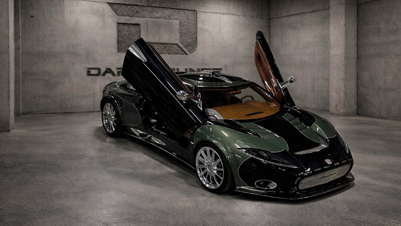 Spyker C8 Aileron LM85 front quarter view.