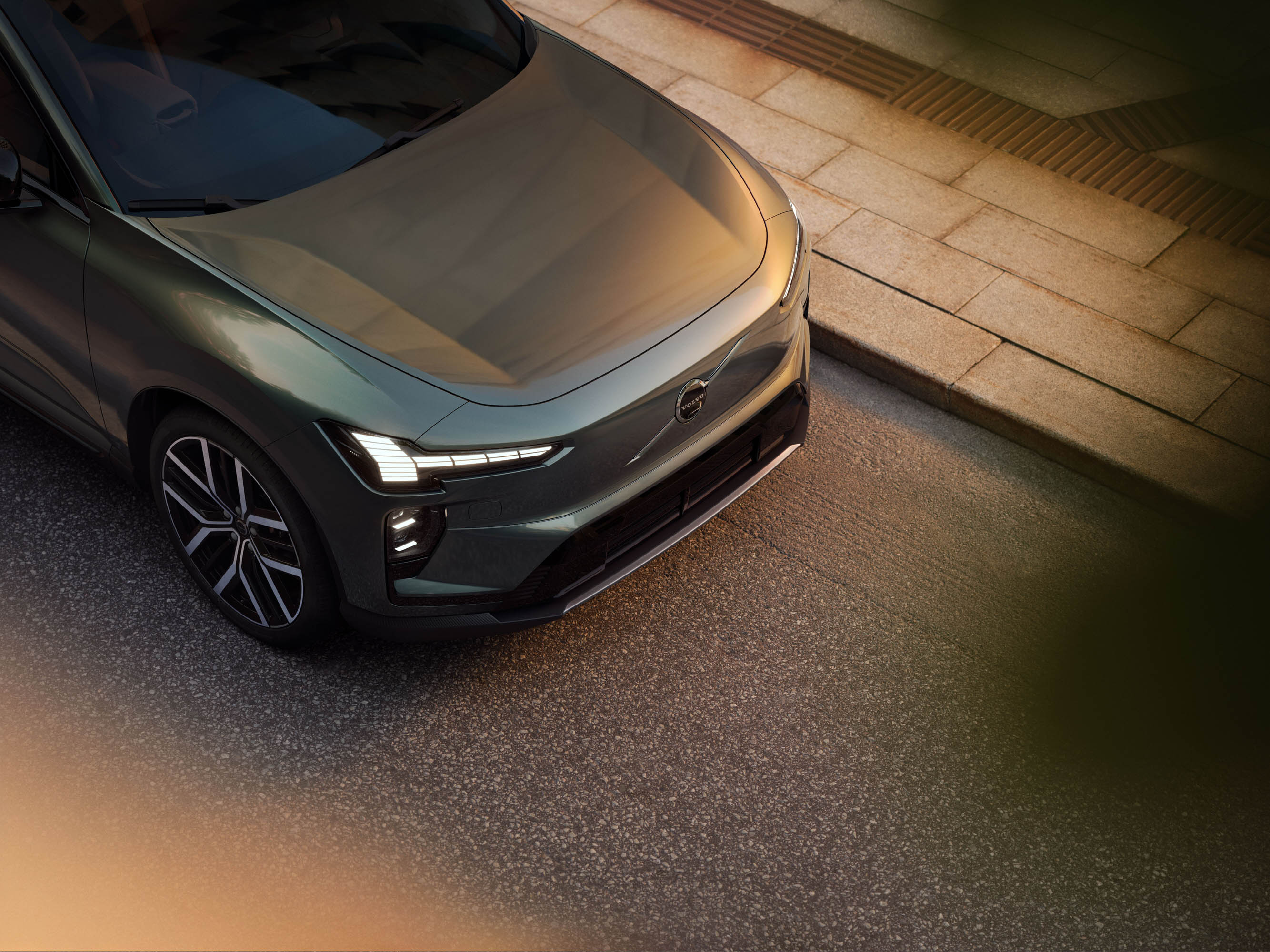 2027 Volvo EX60