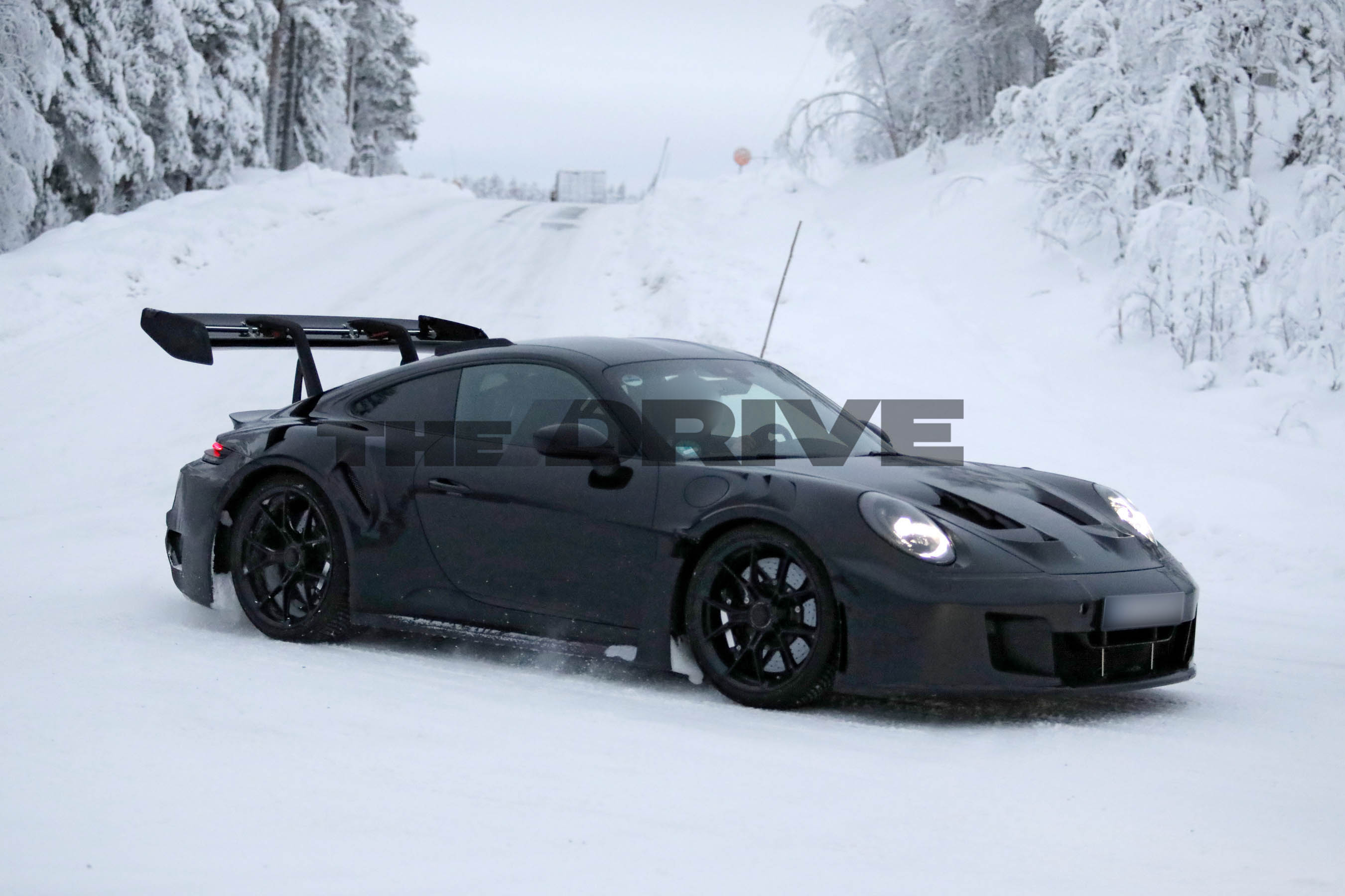 2027 Porsche 911 GT3 RS spy shots