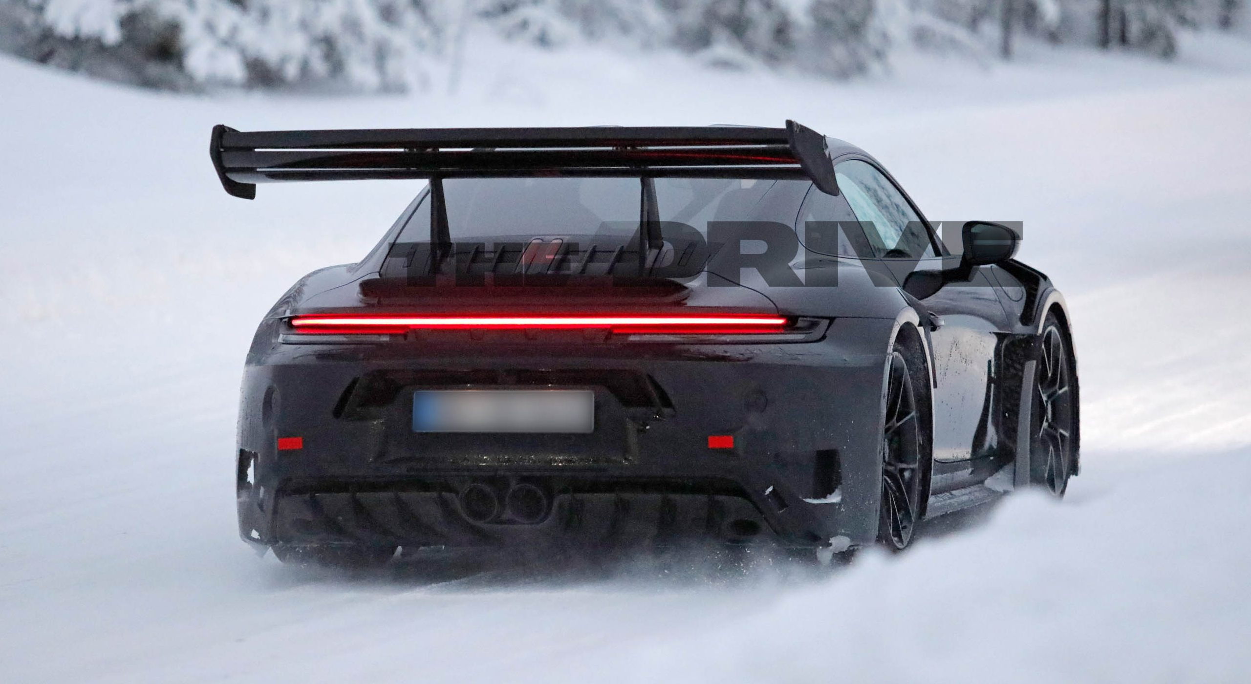 ポルシェ911 GT3 RS Spied: The 2027 Porsche 911 GT3 RS Is Getting Turbocharged and a